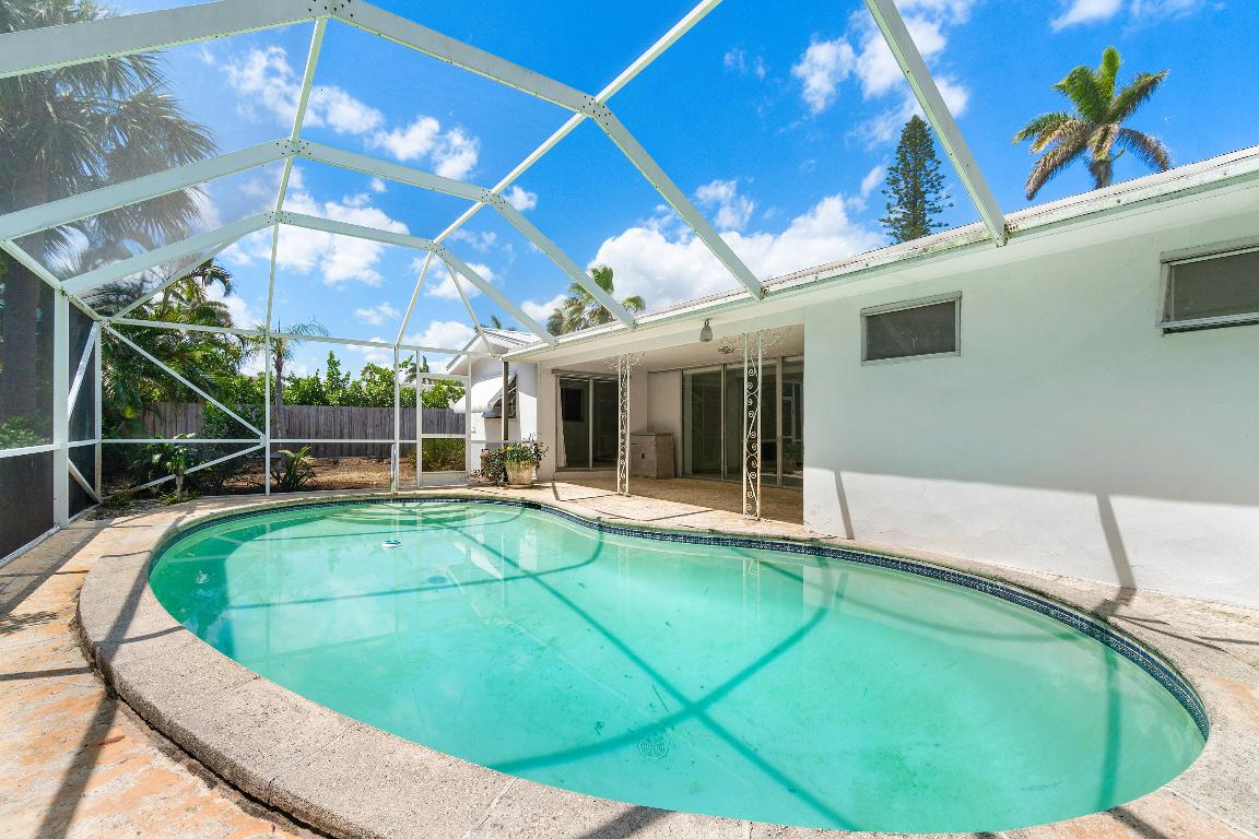 650 Las Palmas Parkway, Boynton Beach