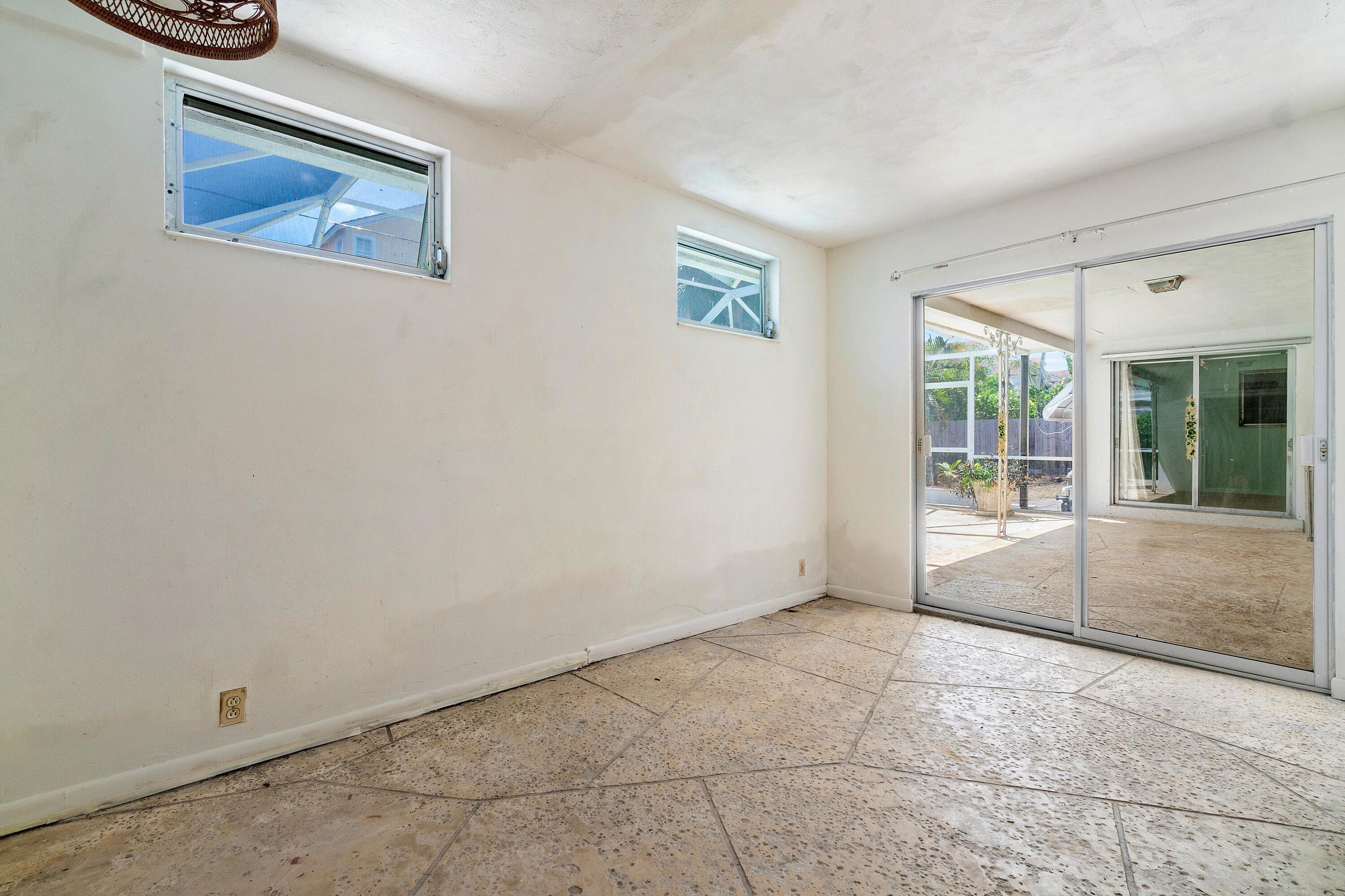 650 Las Palmas Parkway, Boynton Beach