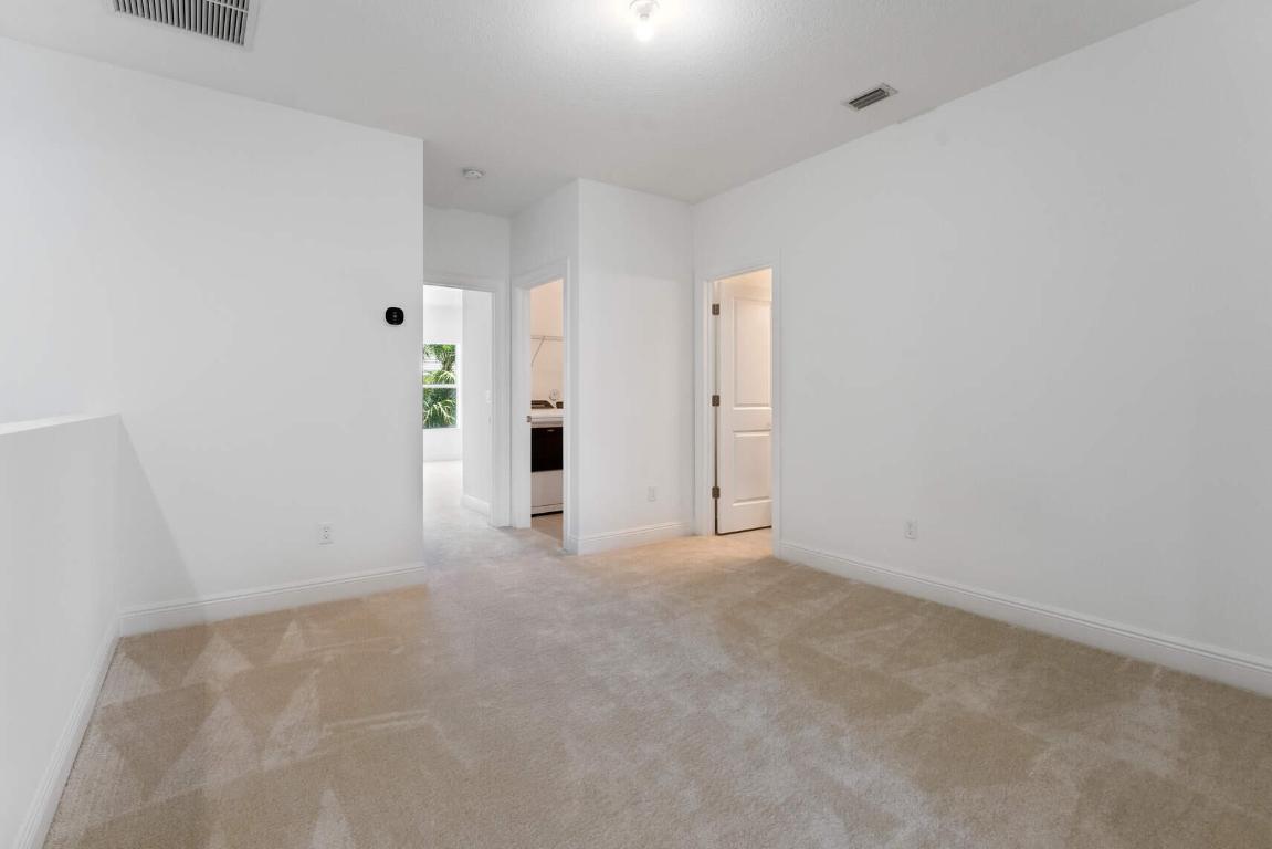 552 Sanderling Circle