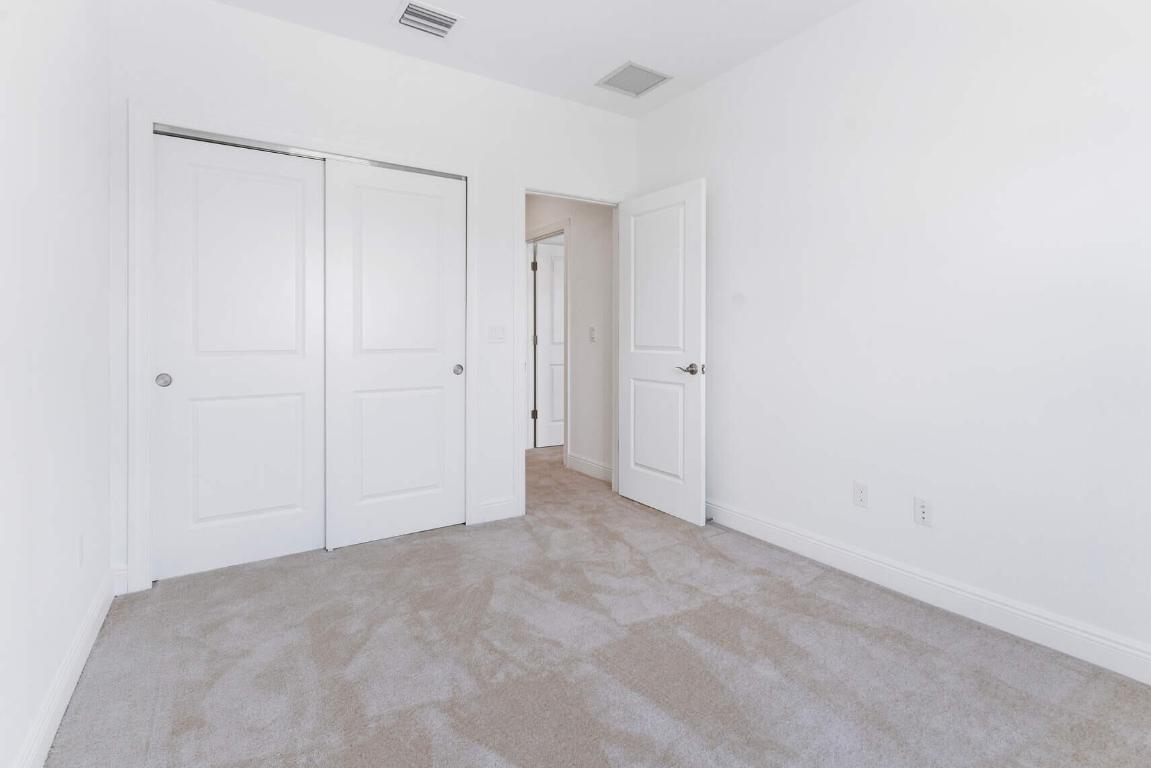 552 Sanderling Circle