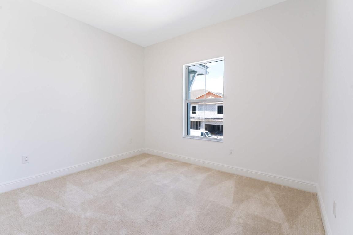 552 Sanderling Circle