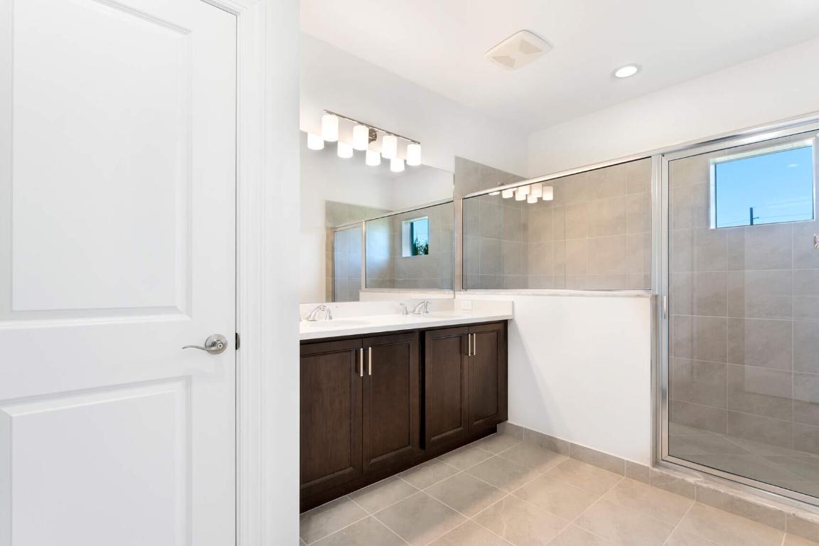 552 Sanderling Circle