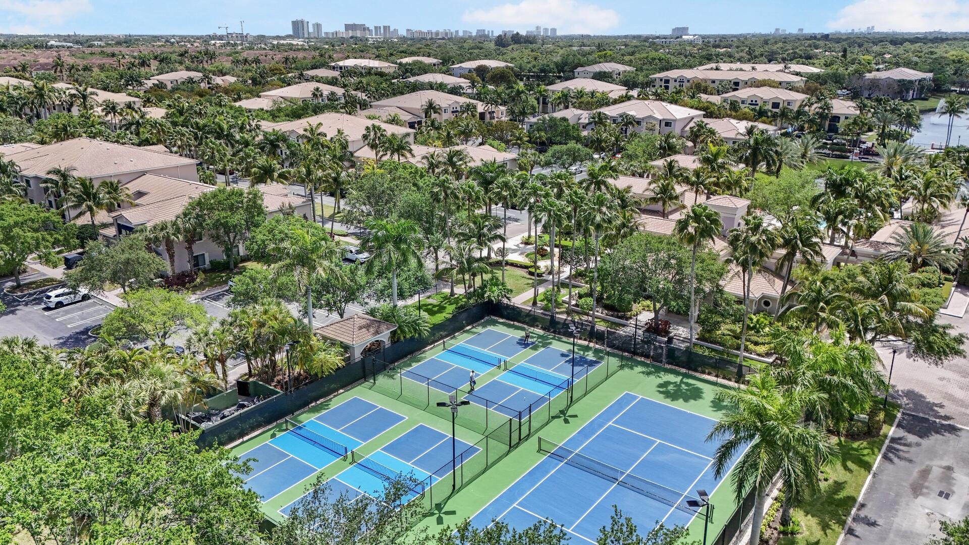 3018 Alcazar Place 104, Palm Beach Gardens Unit: 104