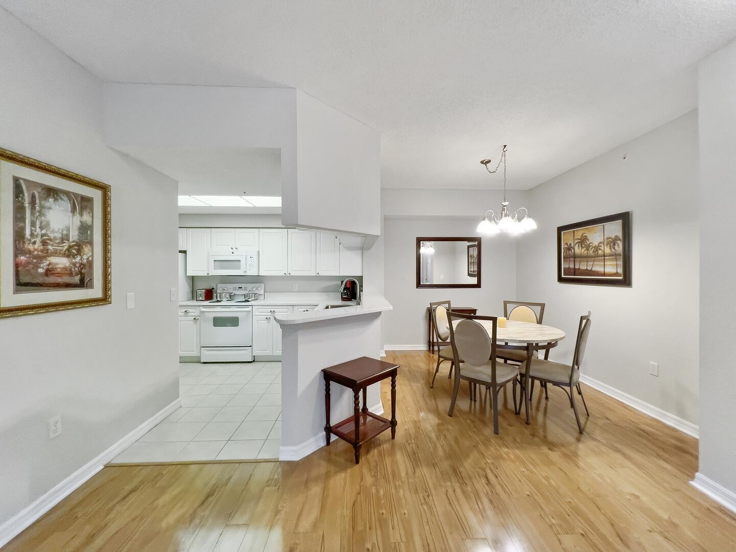 3018 Alcazar Place 104, Palm Beach Gardens Unit: 104