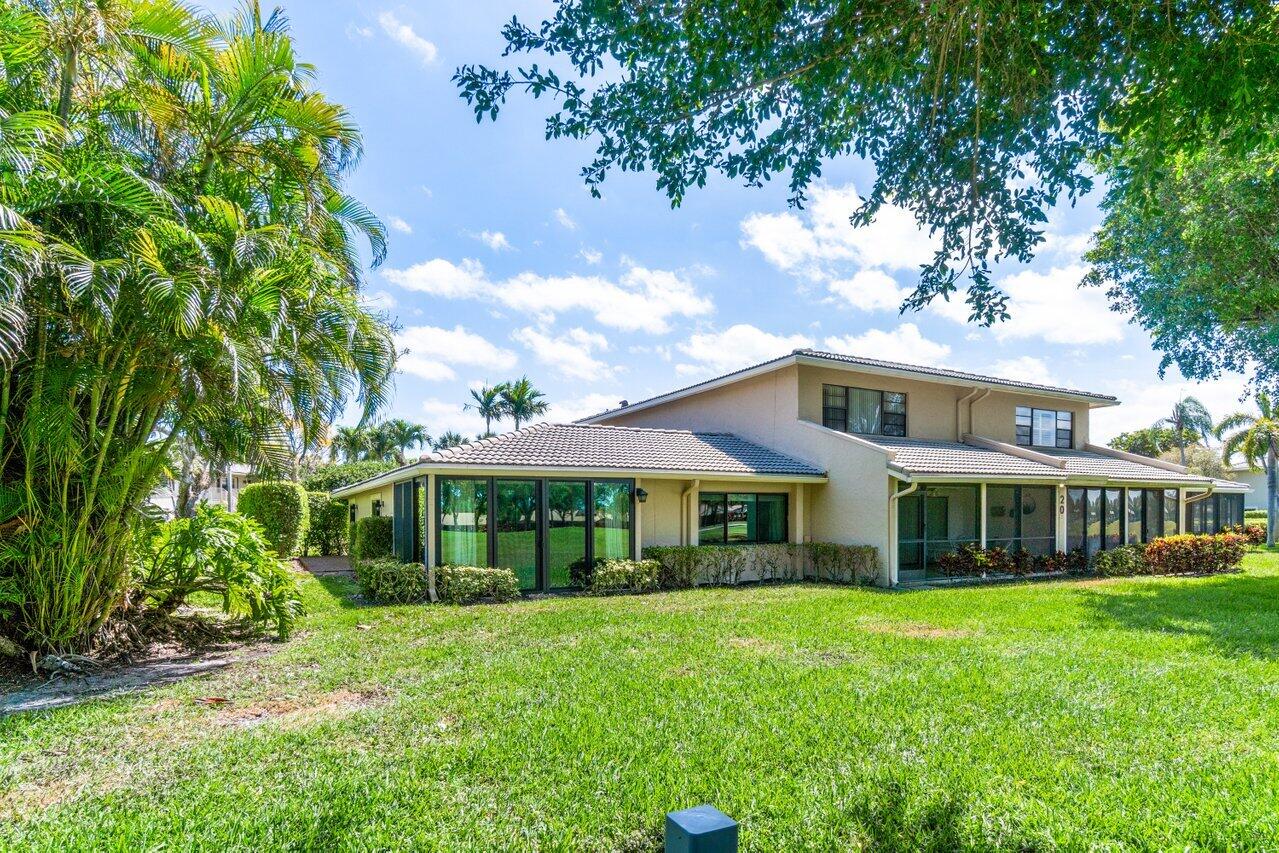 20 Stratford Drive D