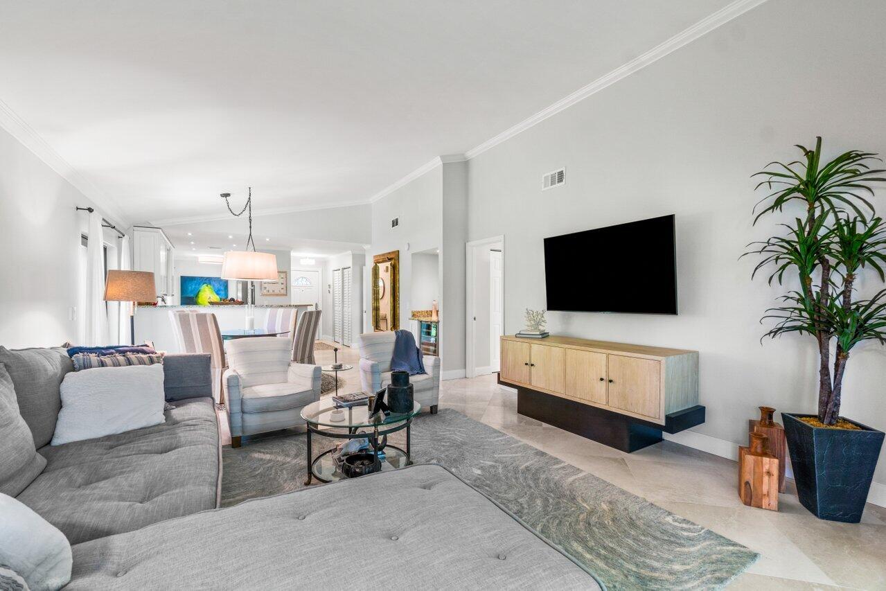 20 Stratford Drive D