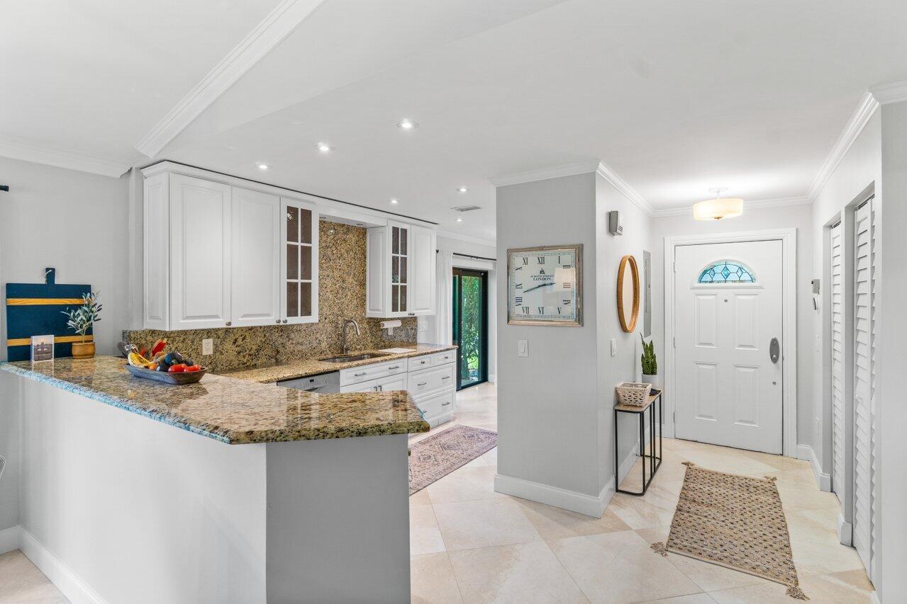 20 Stratford Drive D