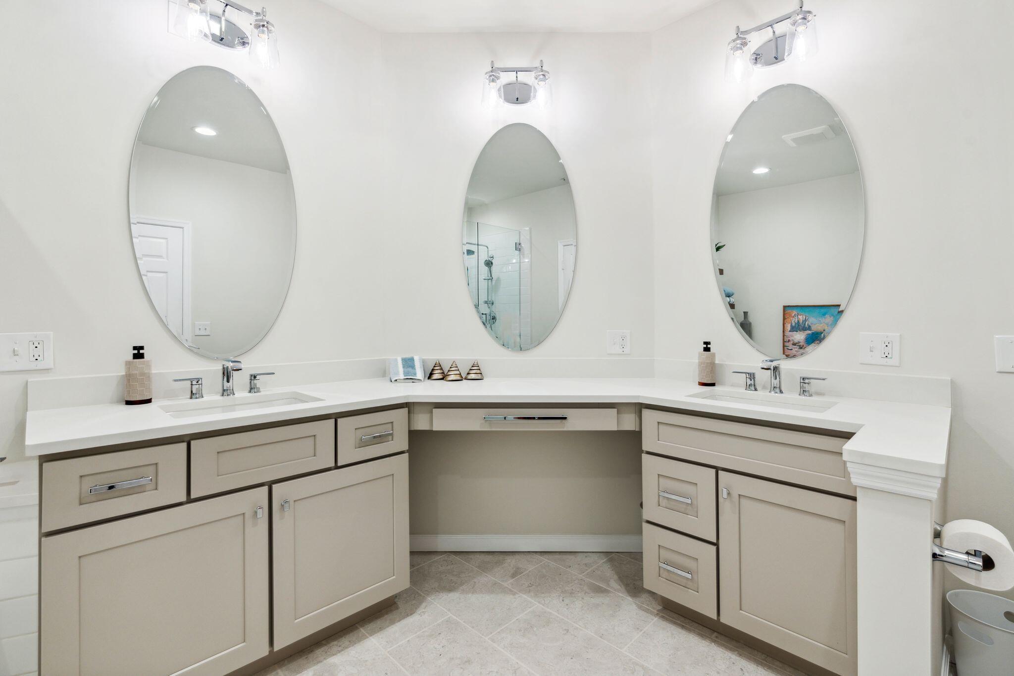 5780 Coach House Circle H