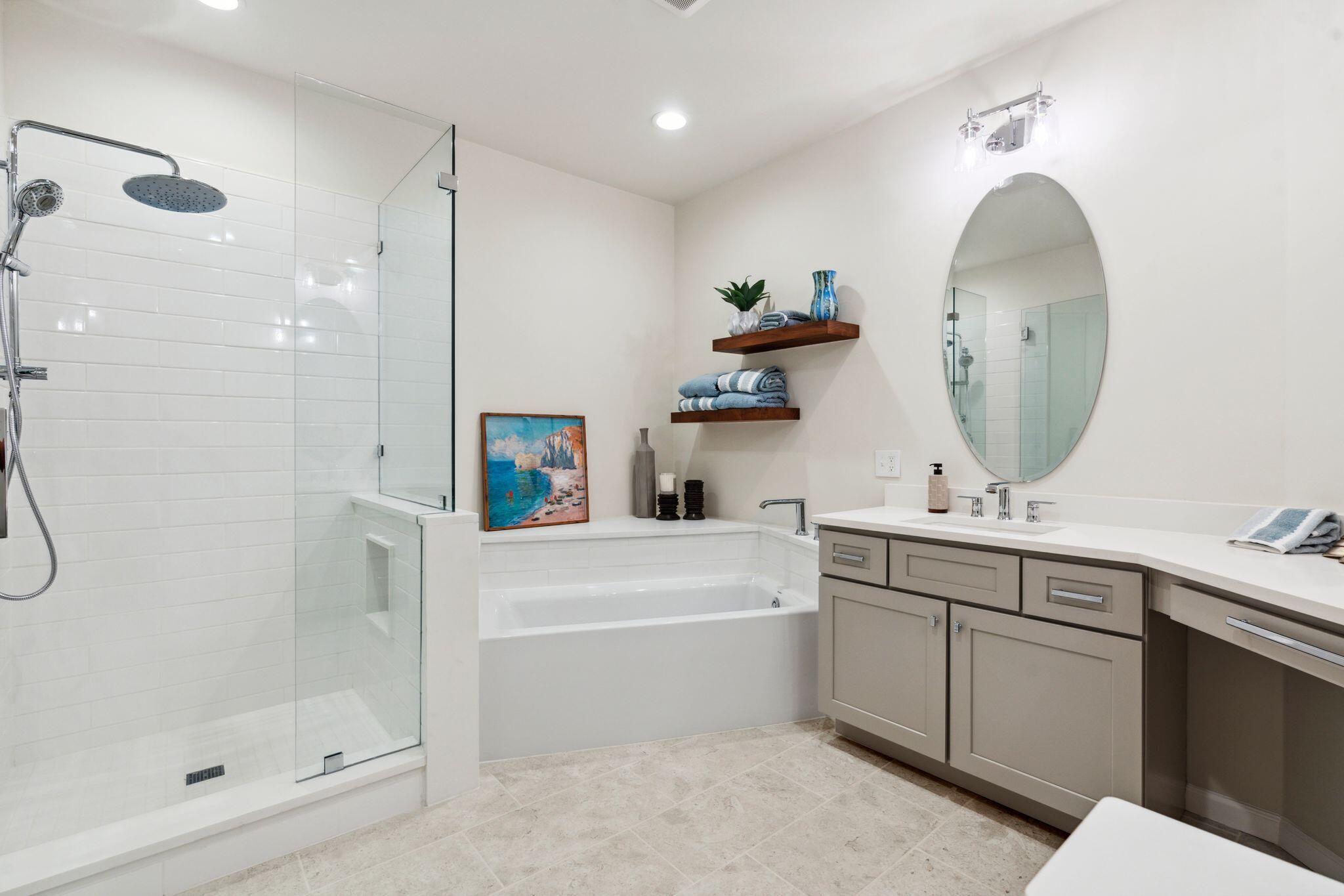 5780 Coach House Circle H