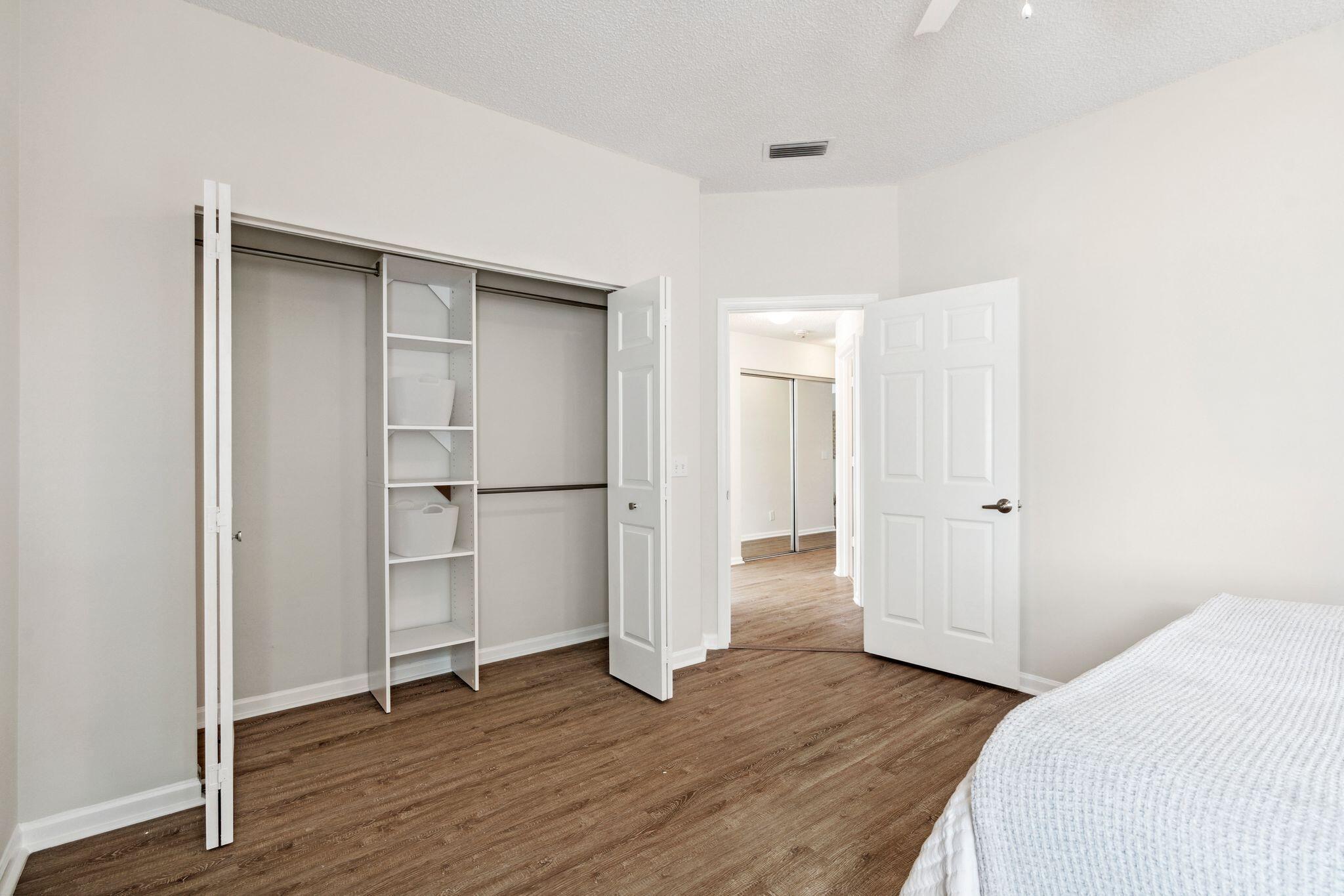 5780 Coach House Circle H