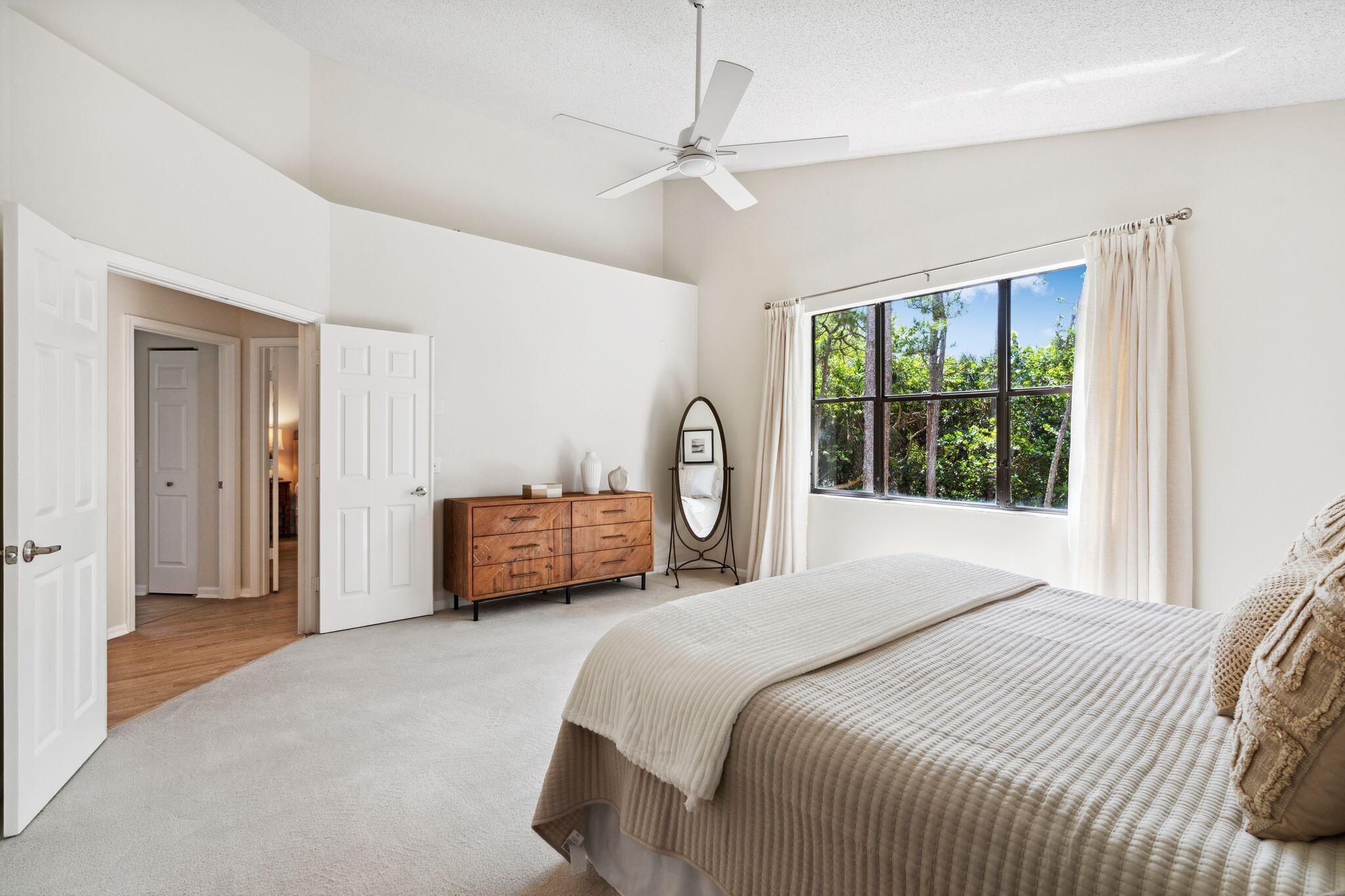 5780 Coach House Circle H