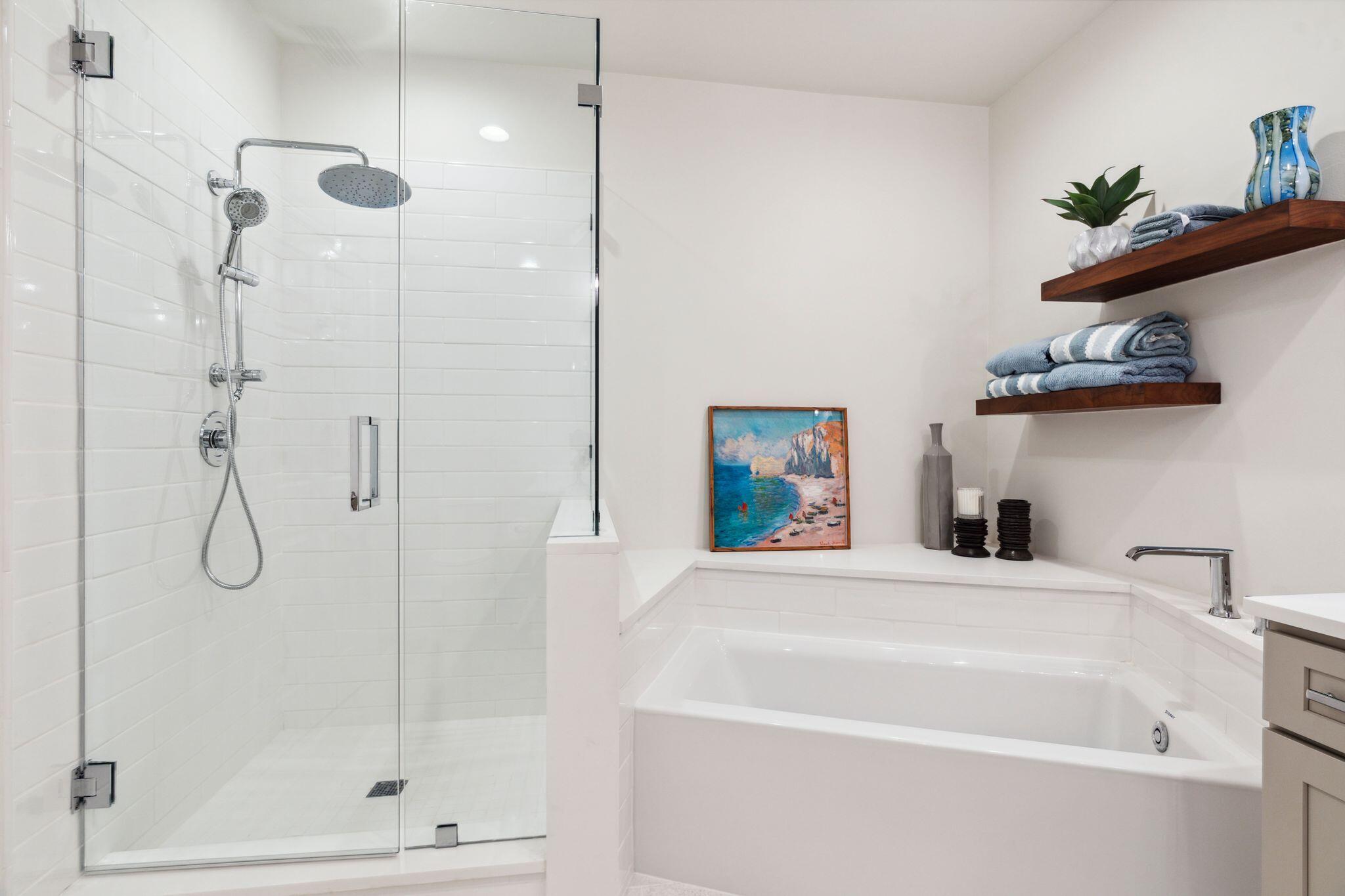 5780 Coach House Circle H