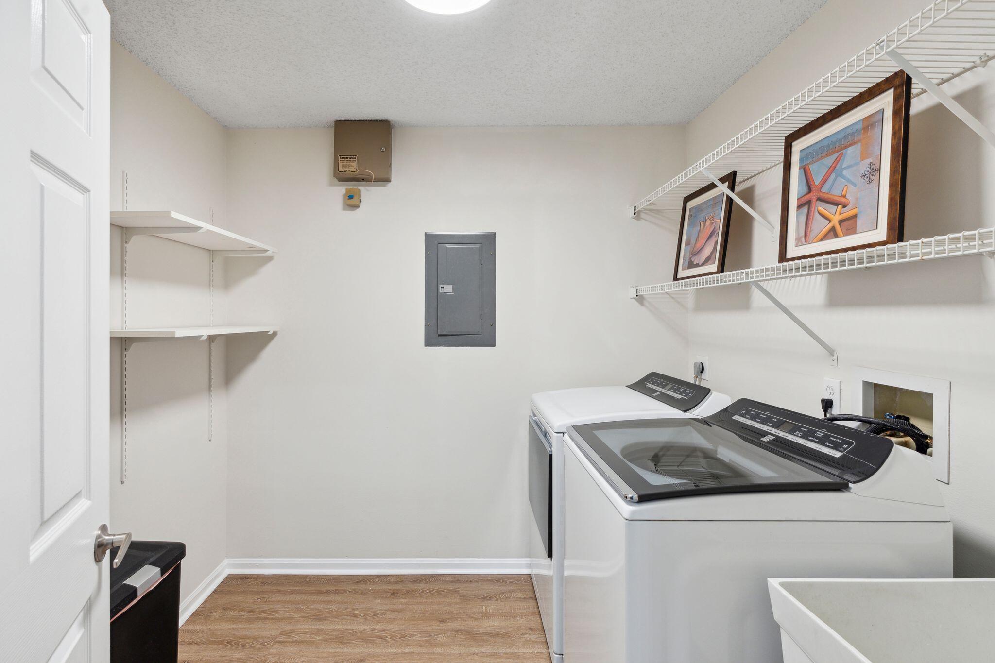 5780 Coach House Circle H