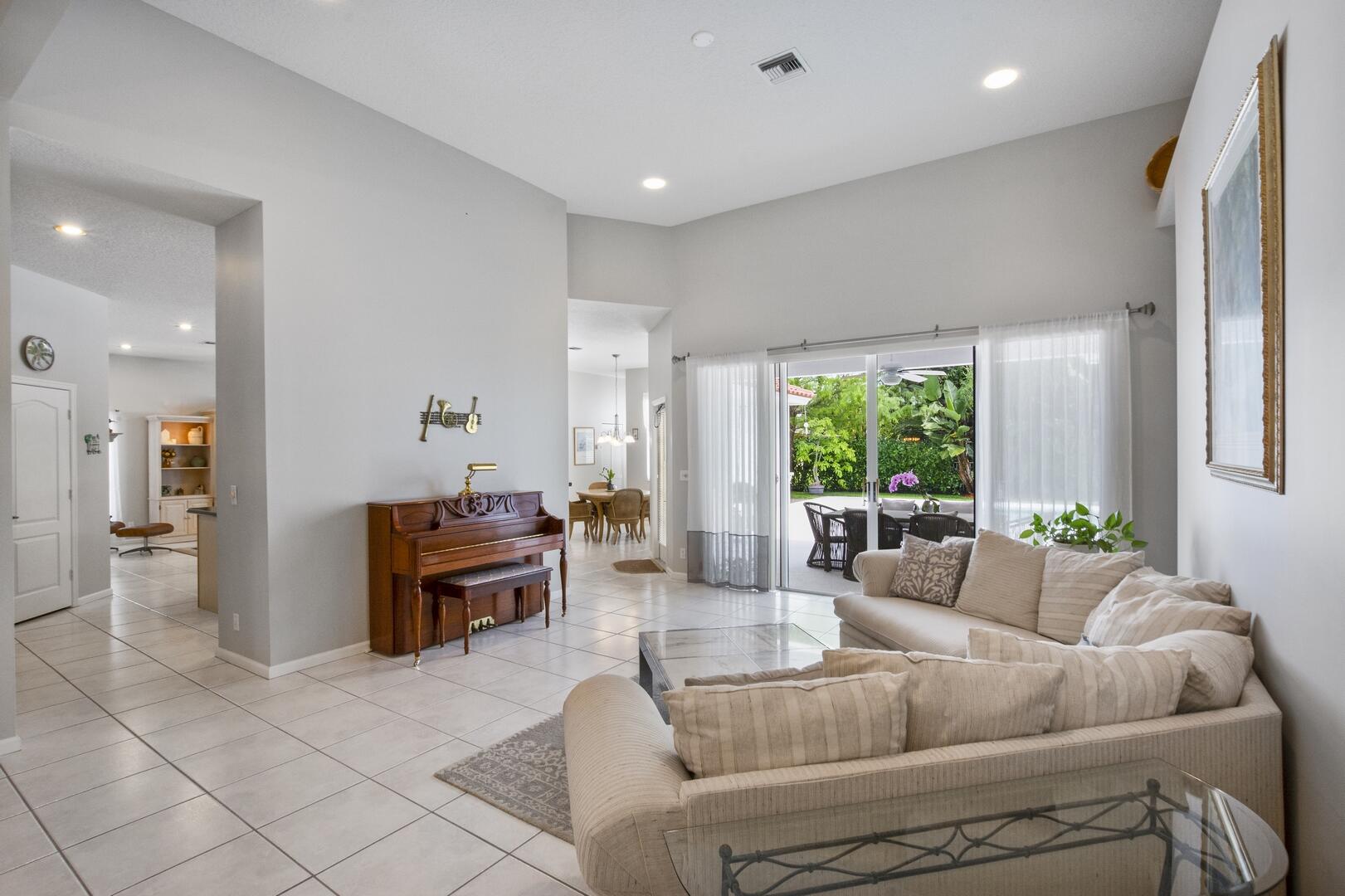 1565 NW 102nd Way, Coral Springs