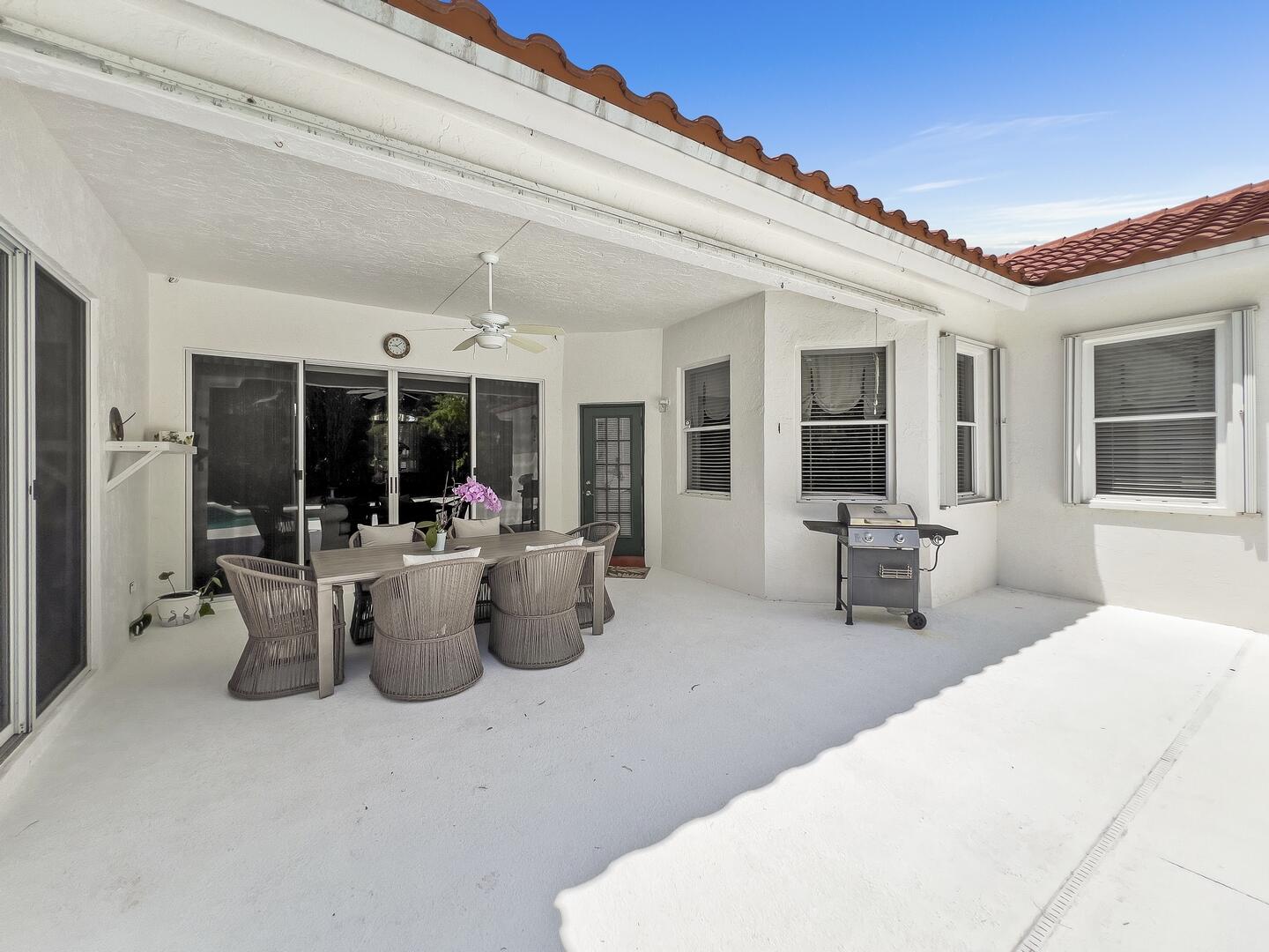 1565 NW 102nd Way, Coral Springs