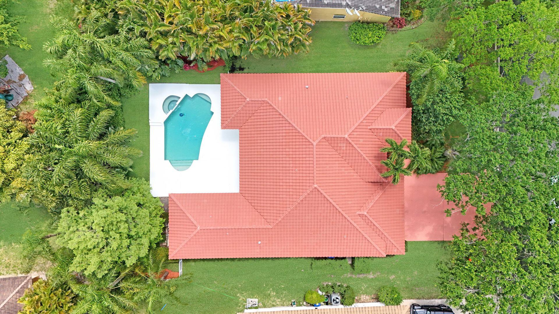 1565 NW 102nd Way, Coral Springs