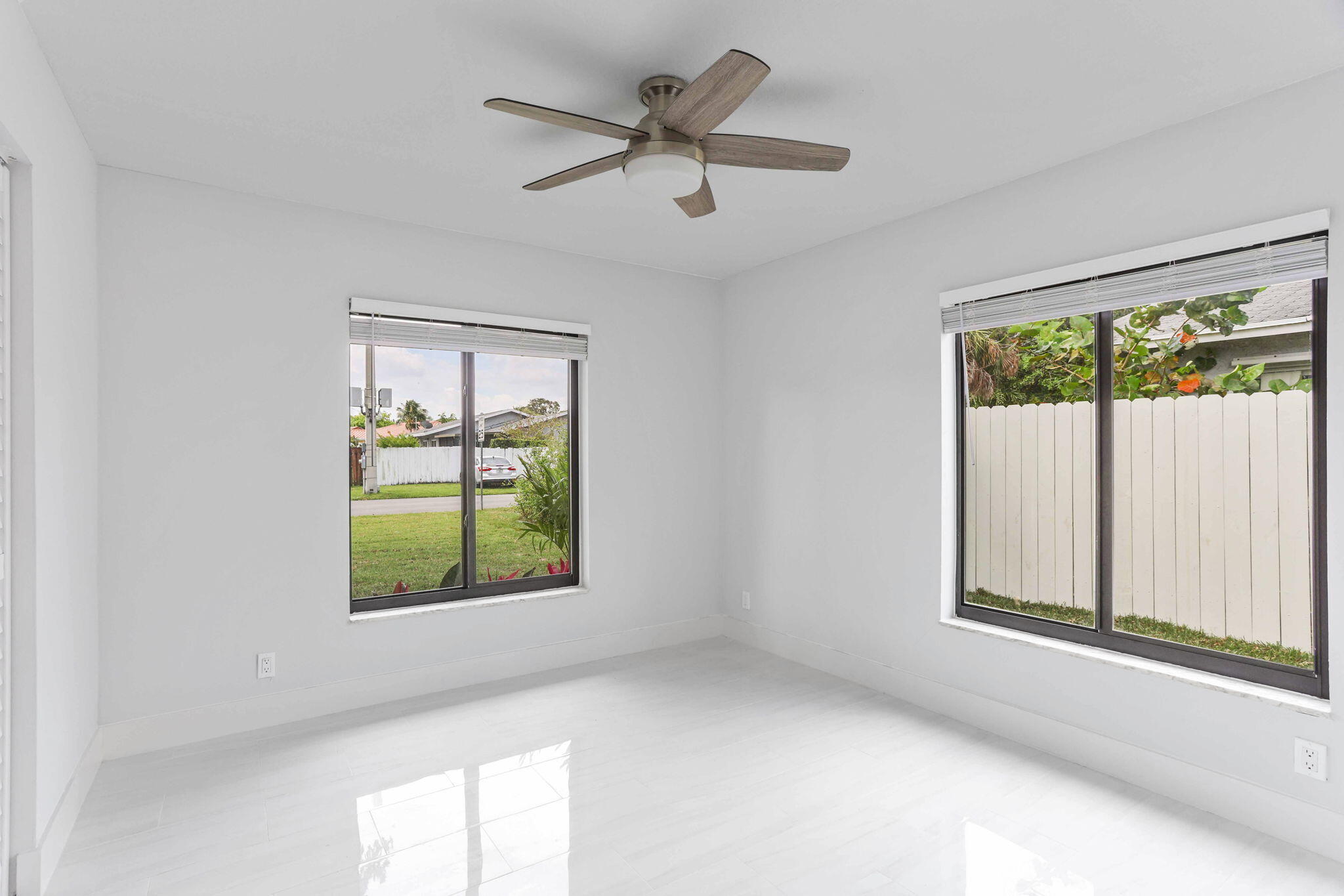 521 Curlew Road