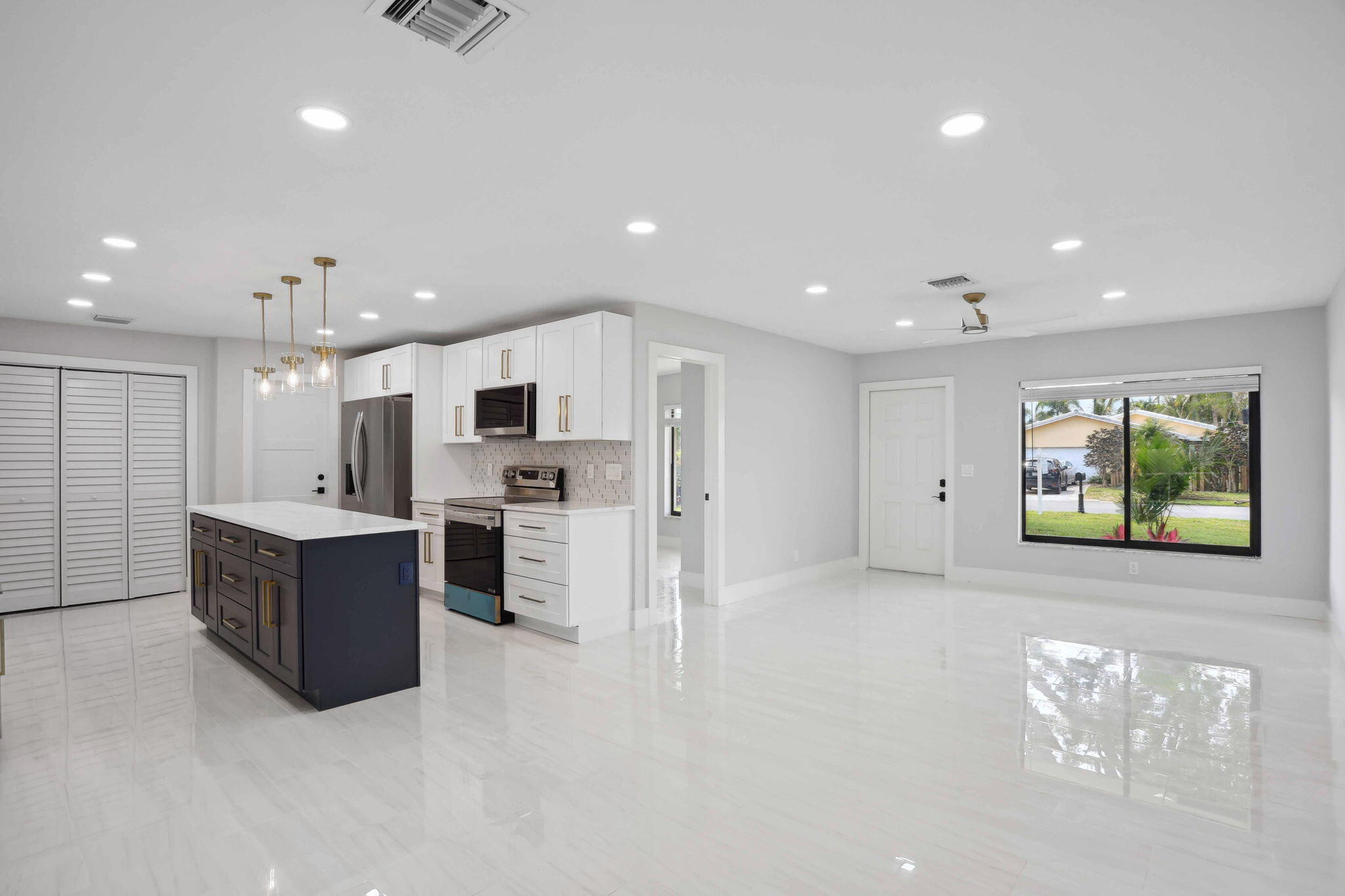 521 Curlew Road