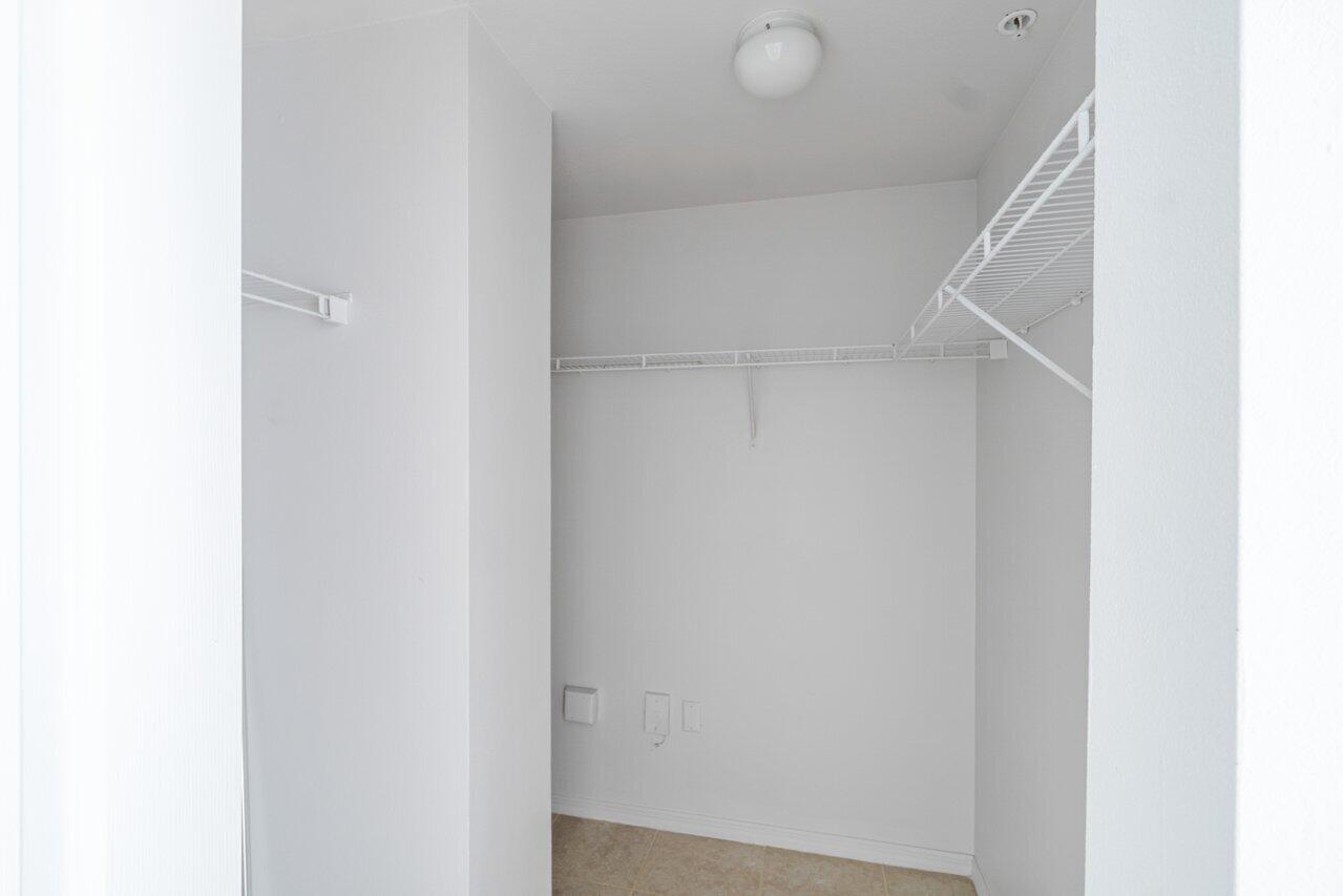 255 NE 3rd Avenue 2416