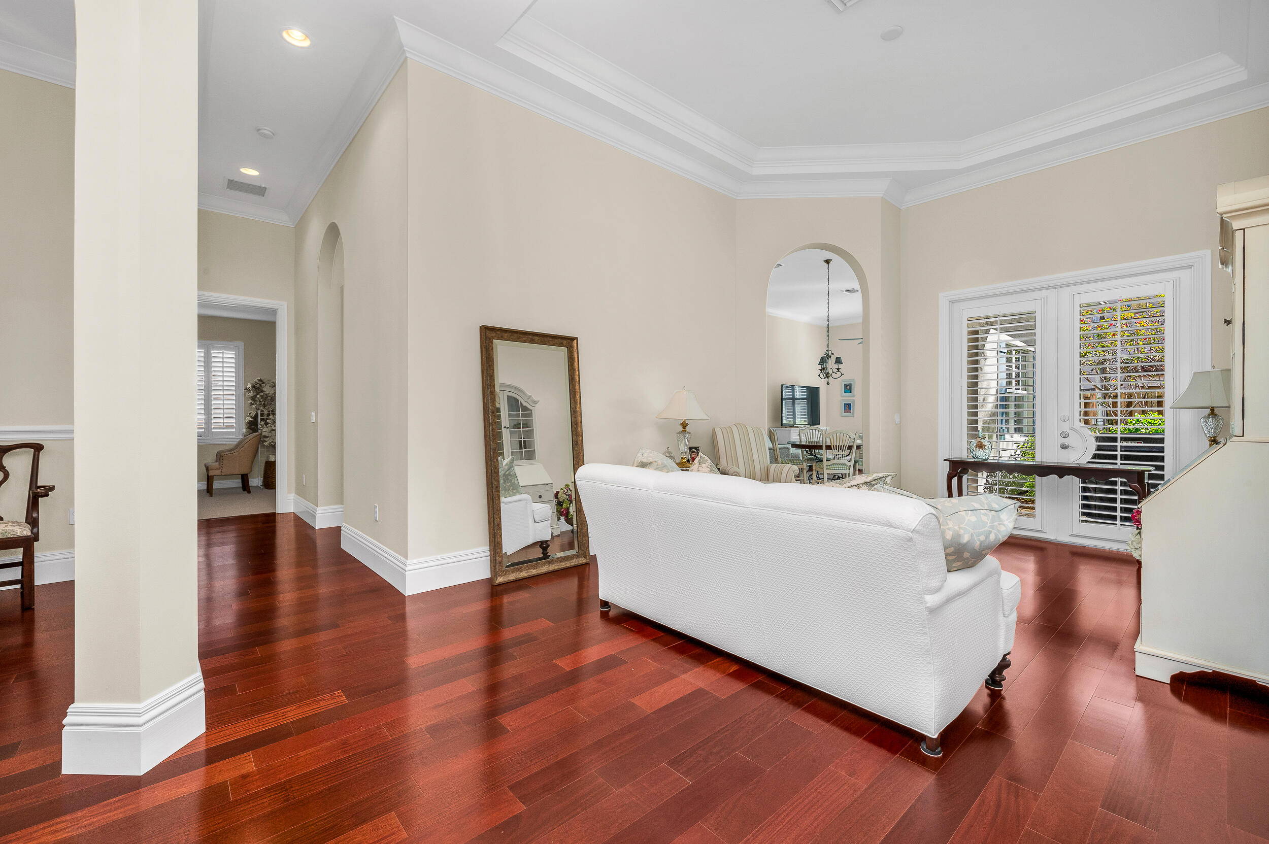 2712 NE 31st Court