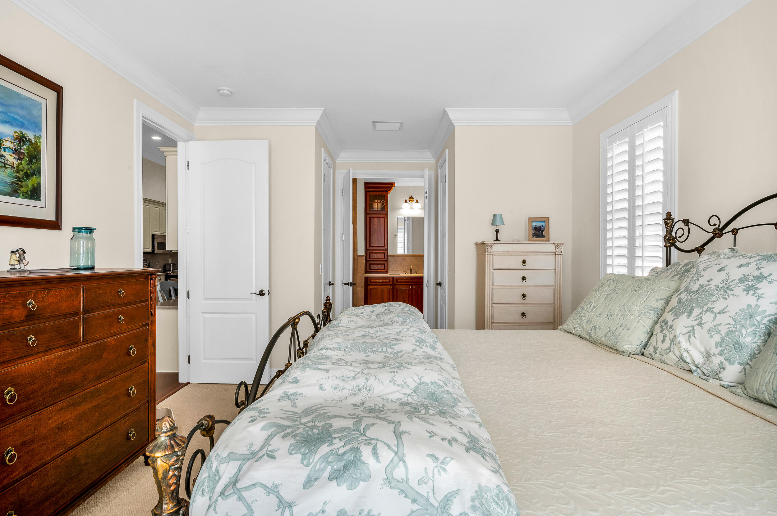 2712 NE 31st Court