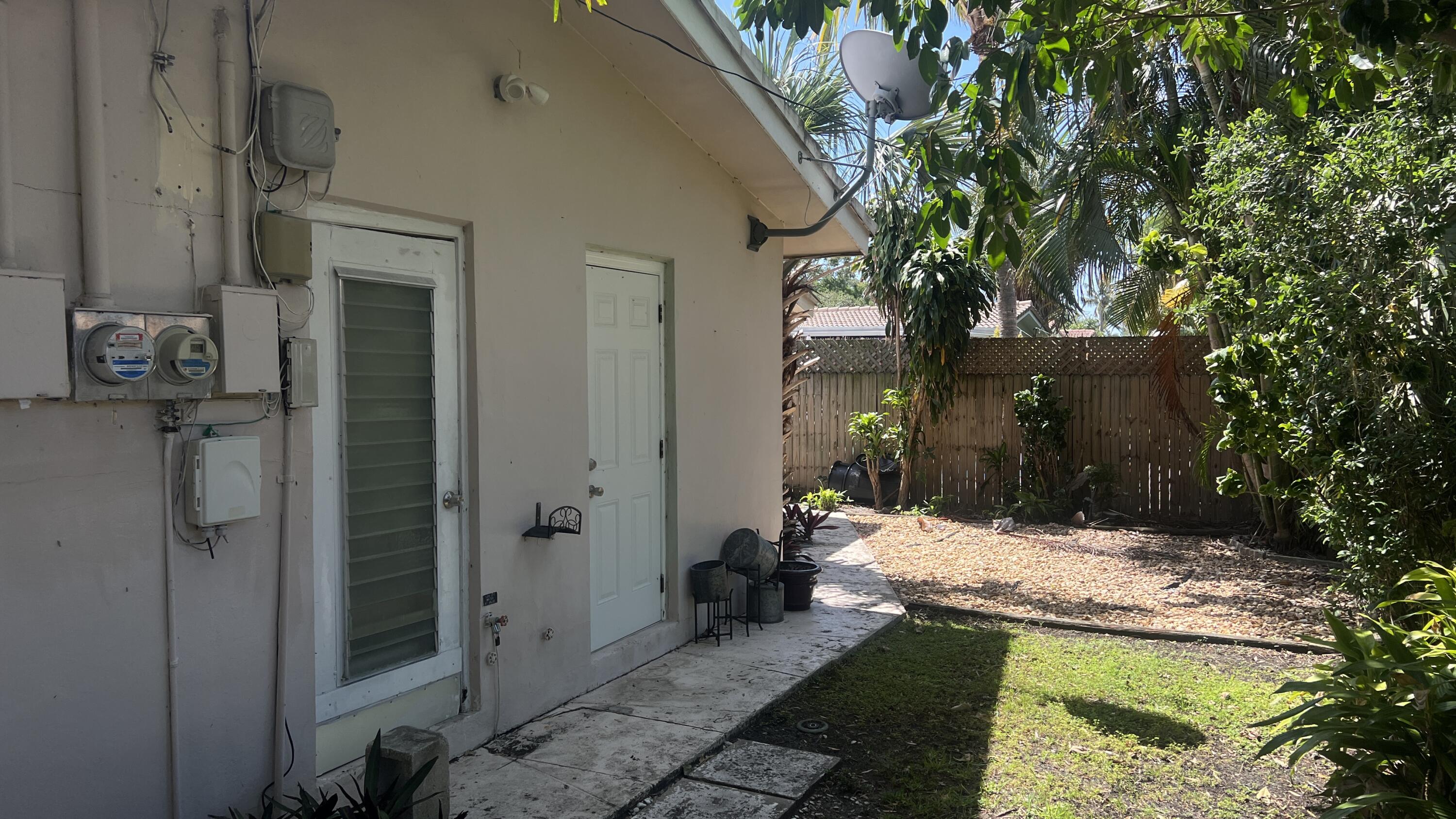 2180 NE 44th Street
