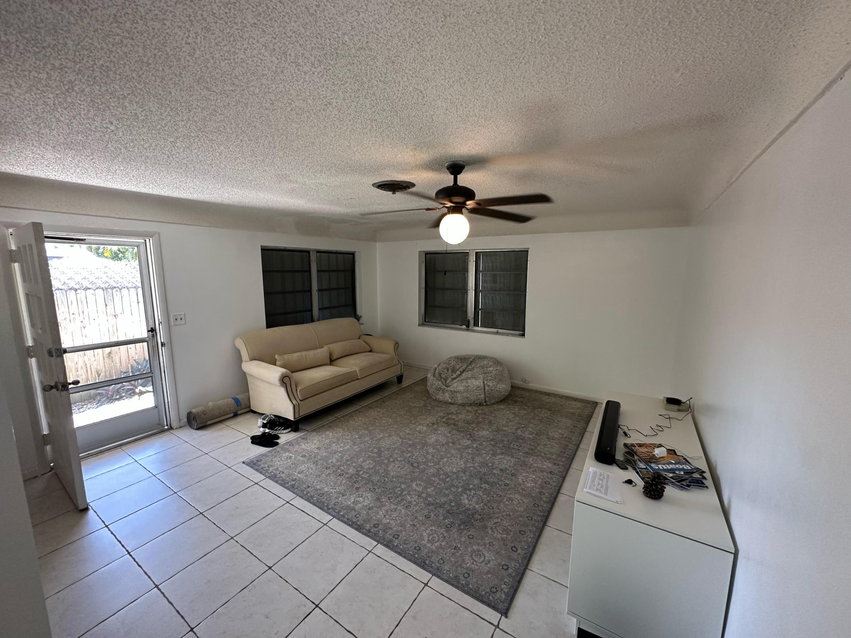 2180 NE 44th Street