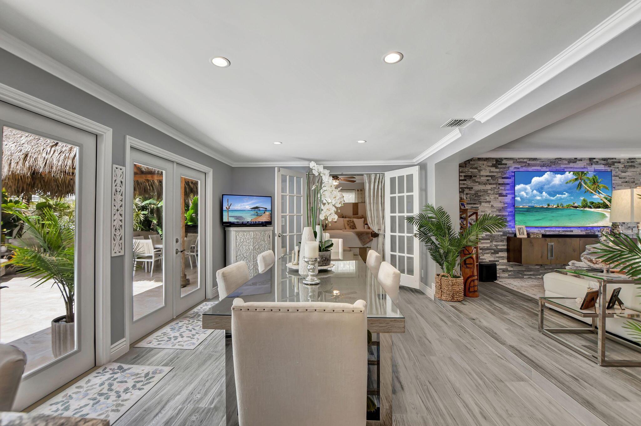 1301 SE 14 Drive