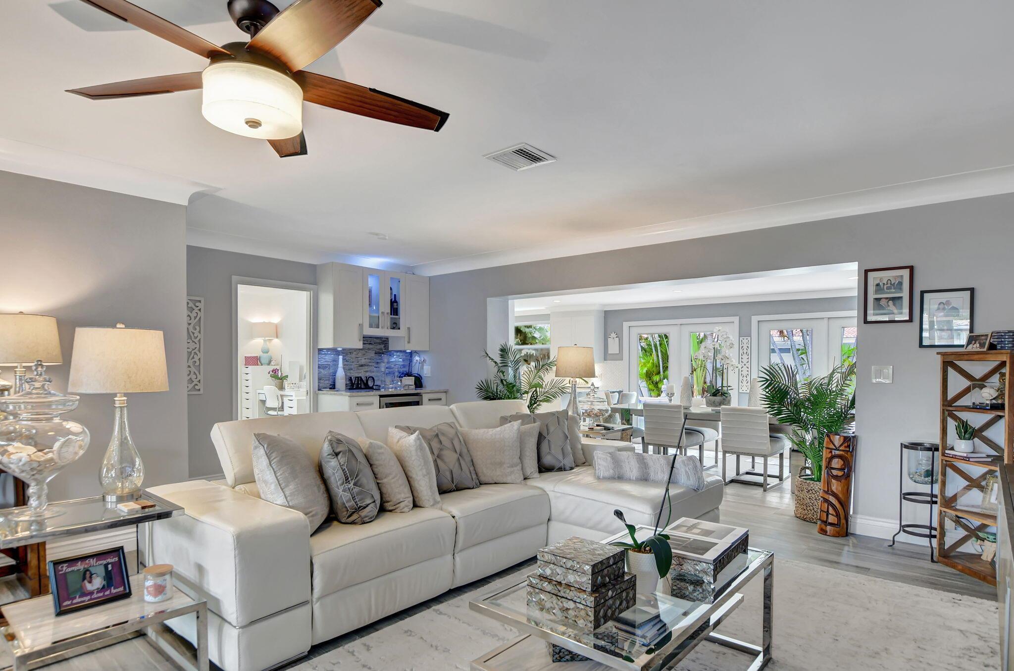 1301 SE 14 Drive