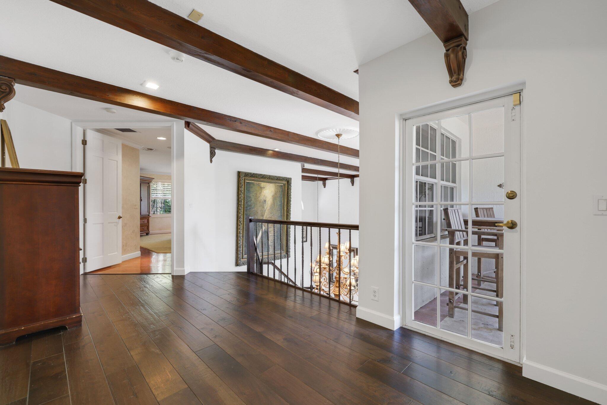 305 SW 17th Street