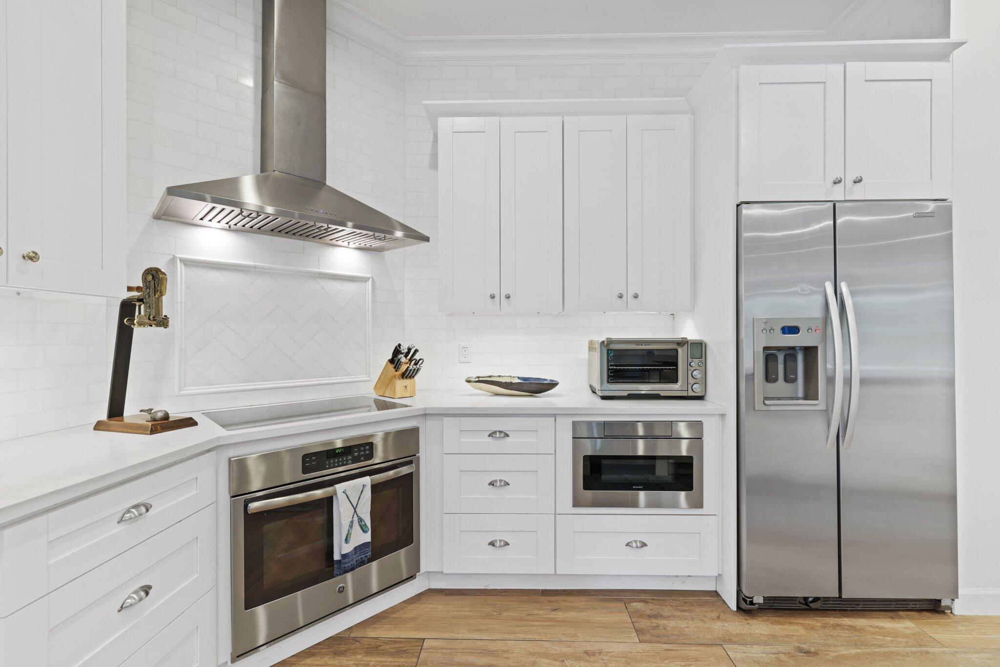 305 SW 17th Street