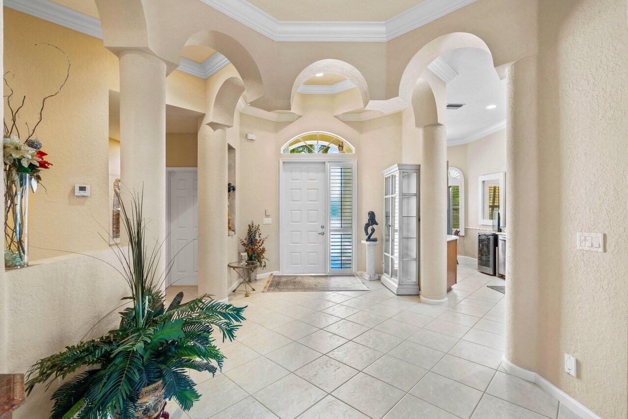 5303 Ventura Drive