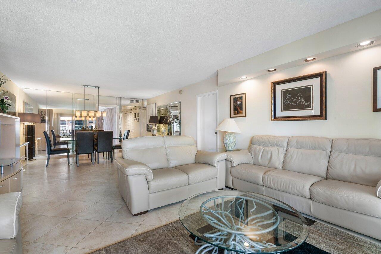 2871 N Ocean Boulevard D406