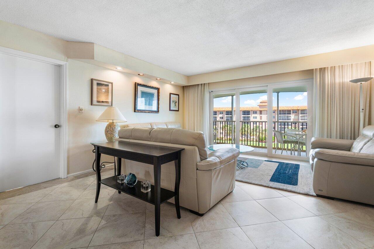 2871 N Ocean Boulevard D406