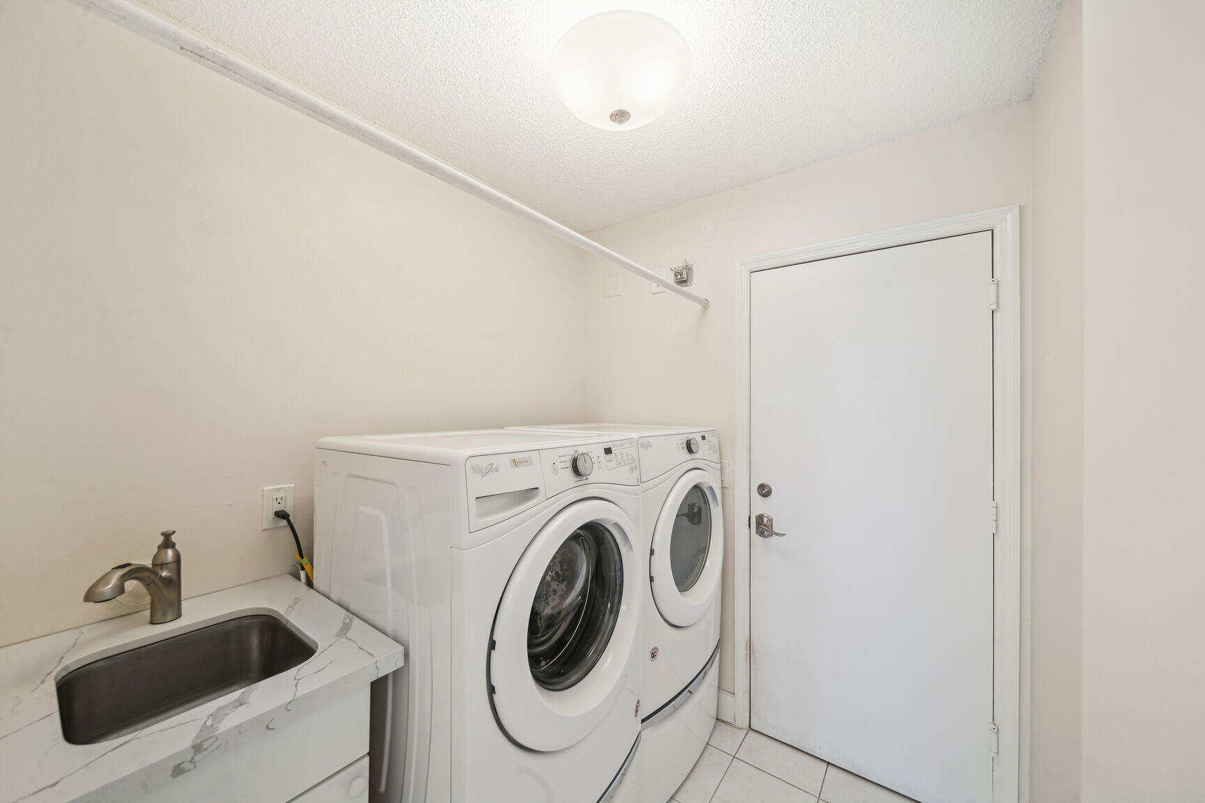 4785 Sherwood Forest Drive