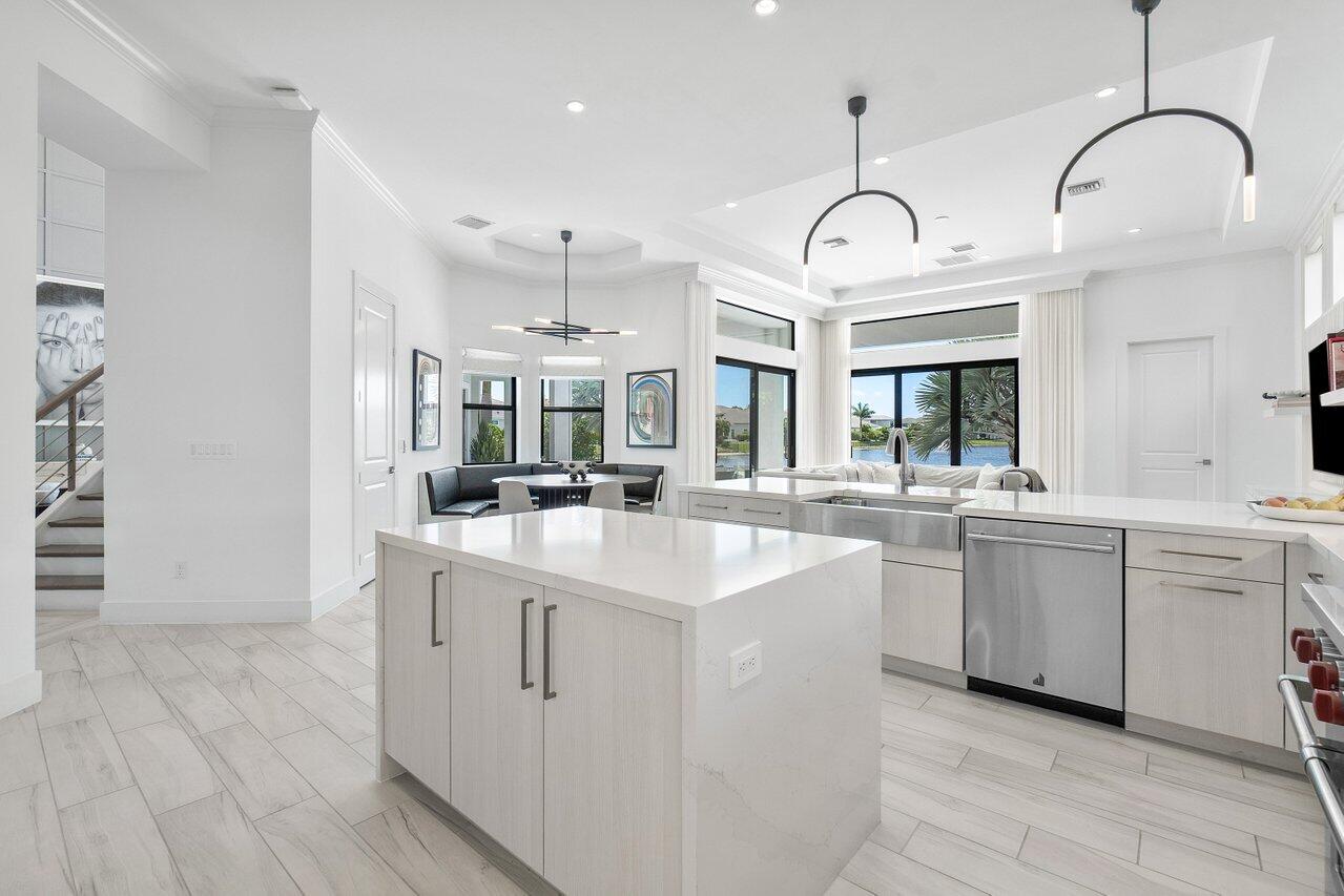 2560 NW 75th Street