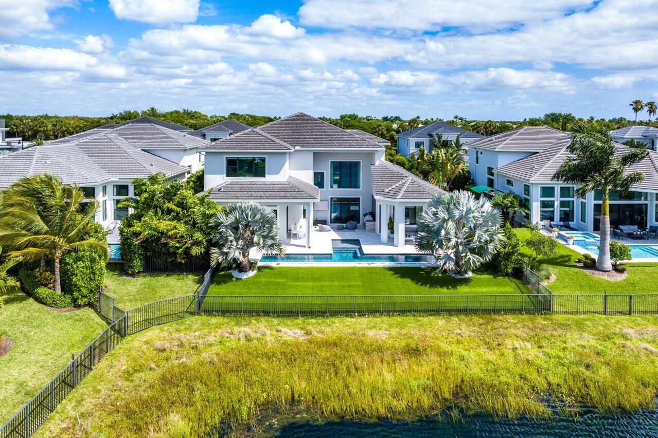 2560 NW 75th Street