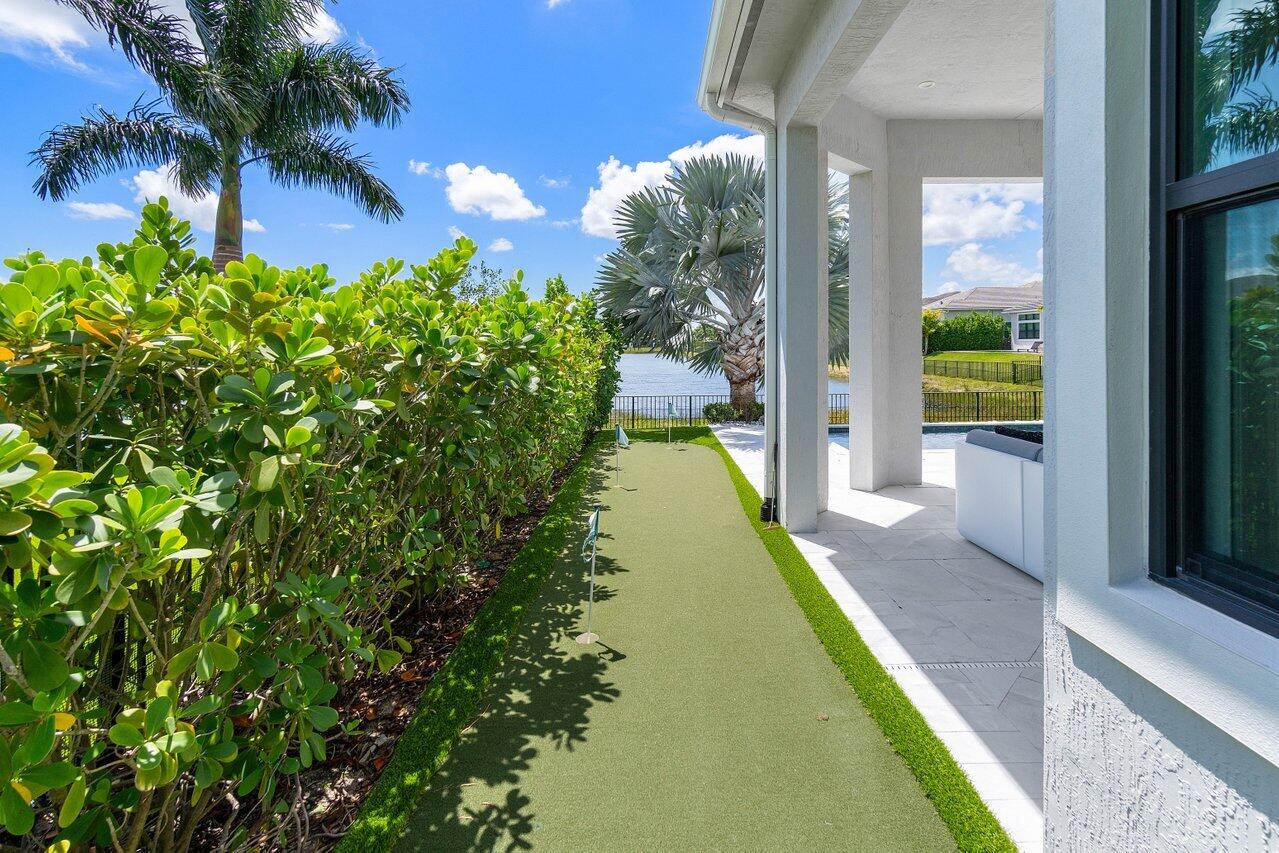 2560 NW 75th Street