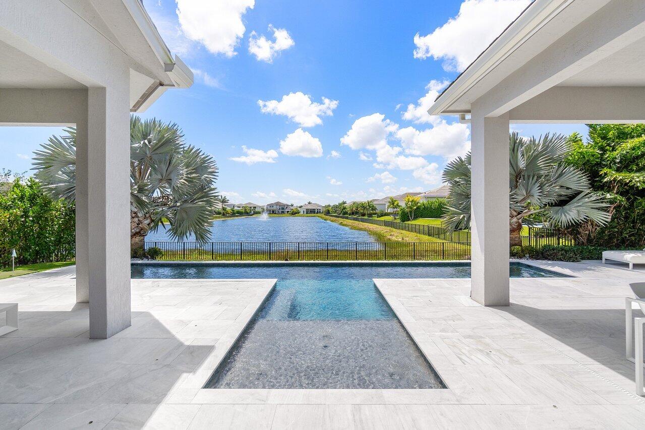 2560 NW 75th Street