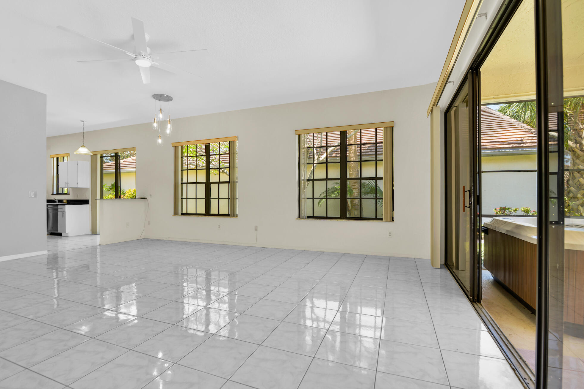 4800 Sherwood Forest Drive