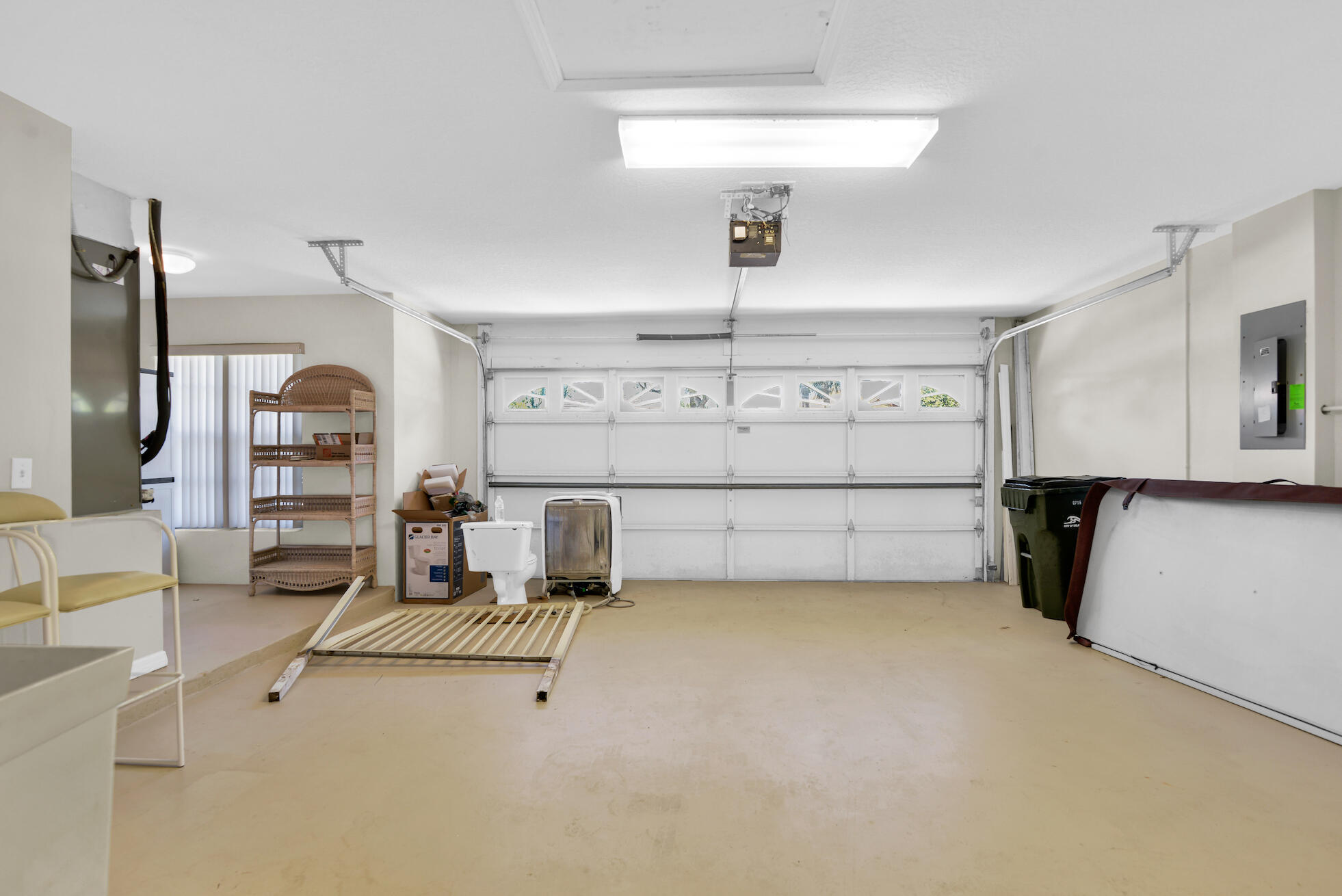 4800 Sherwood Forest Drive