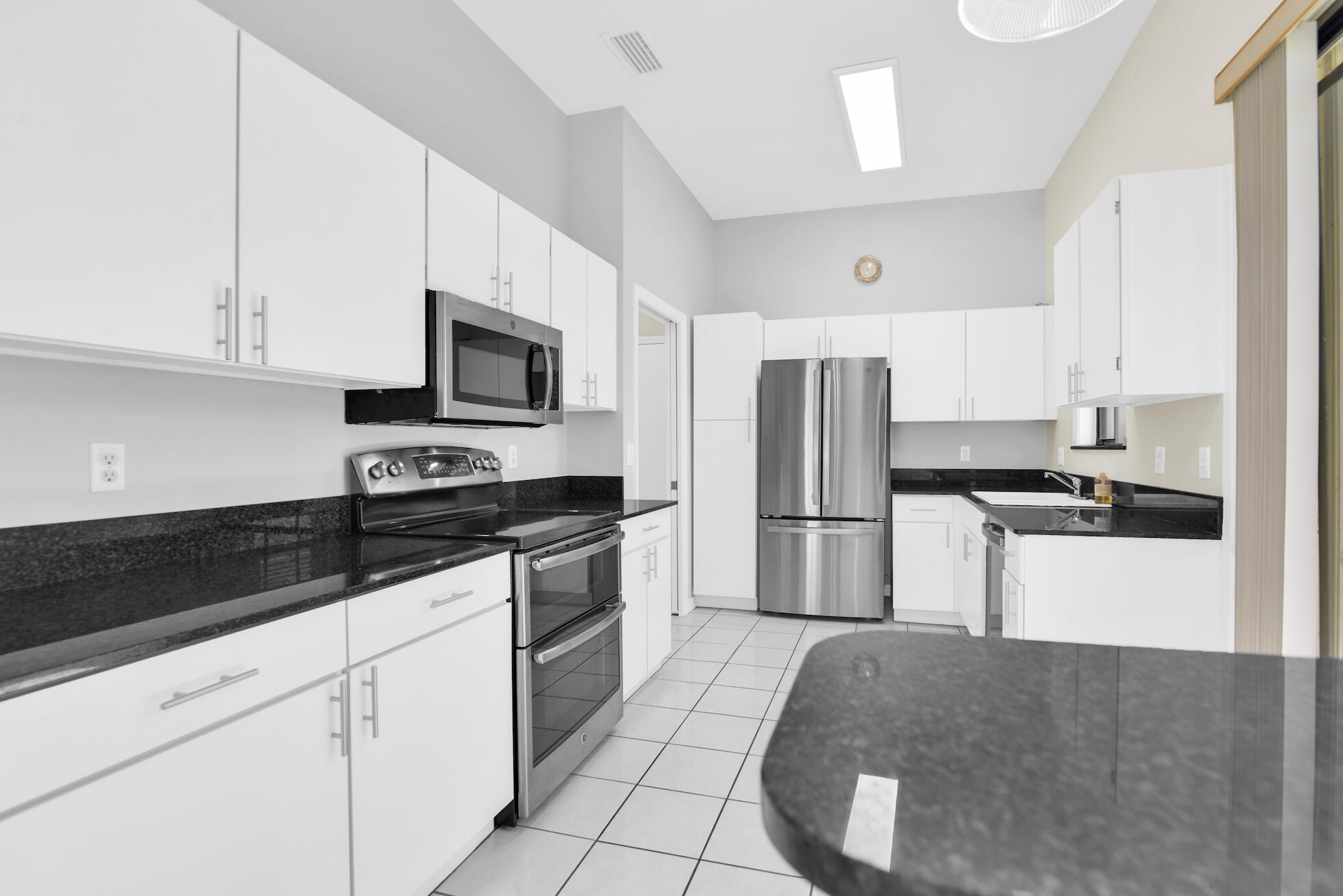 4800 Sherwood Forest Drive