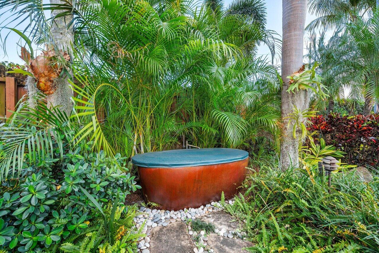 521 N Swinton Avenue