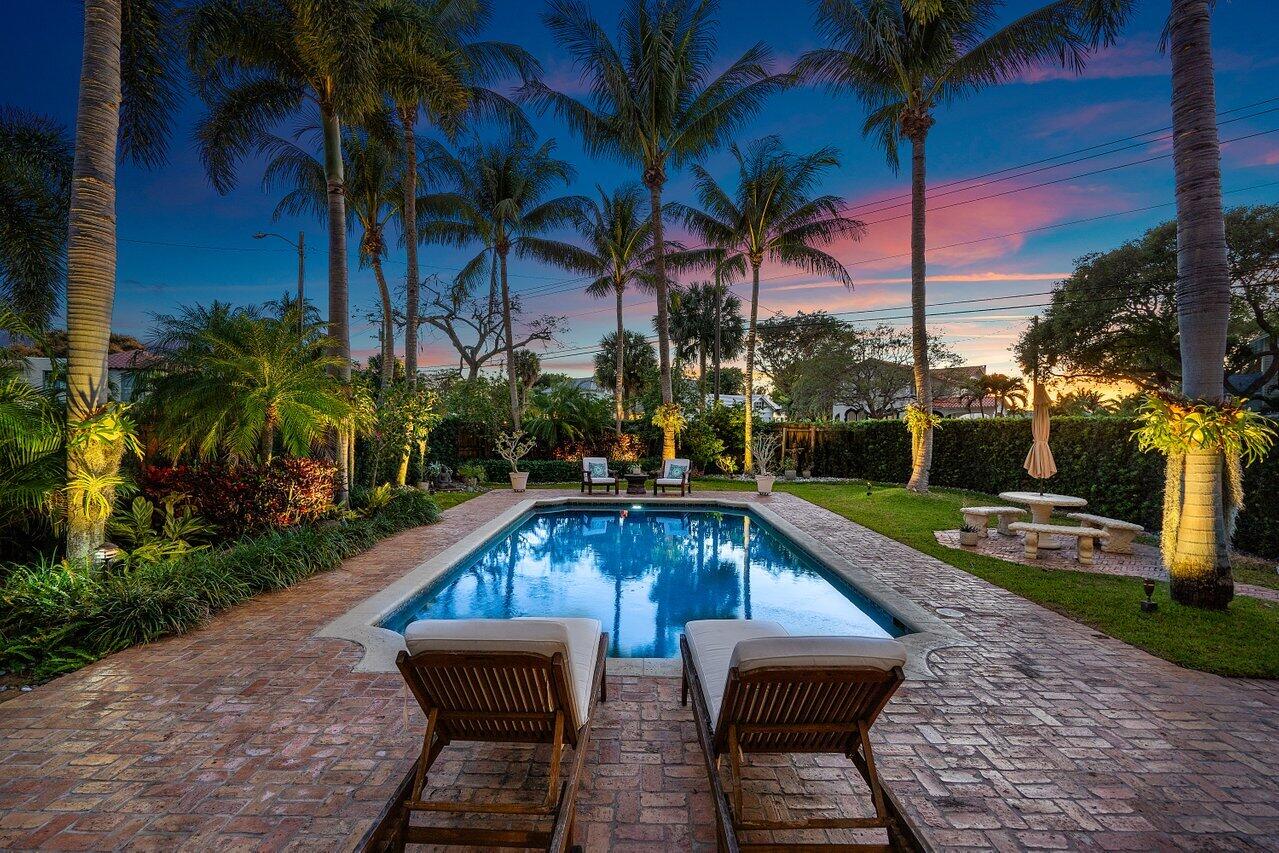 521 N Swinton Avenue