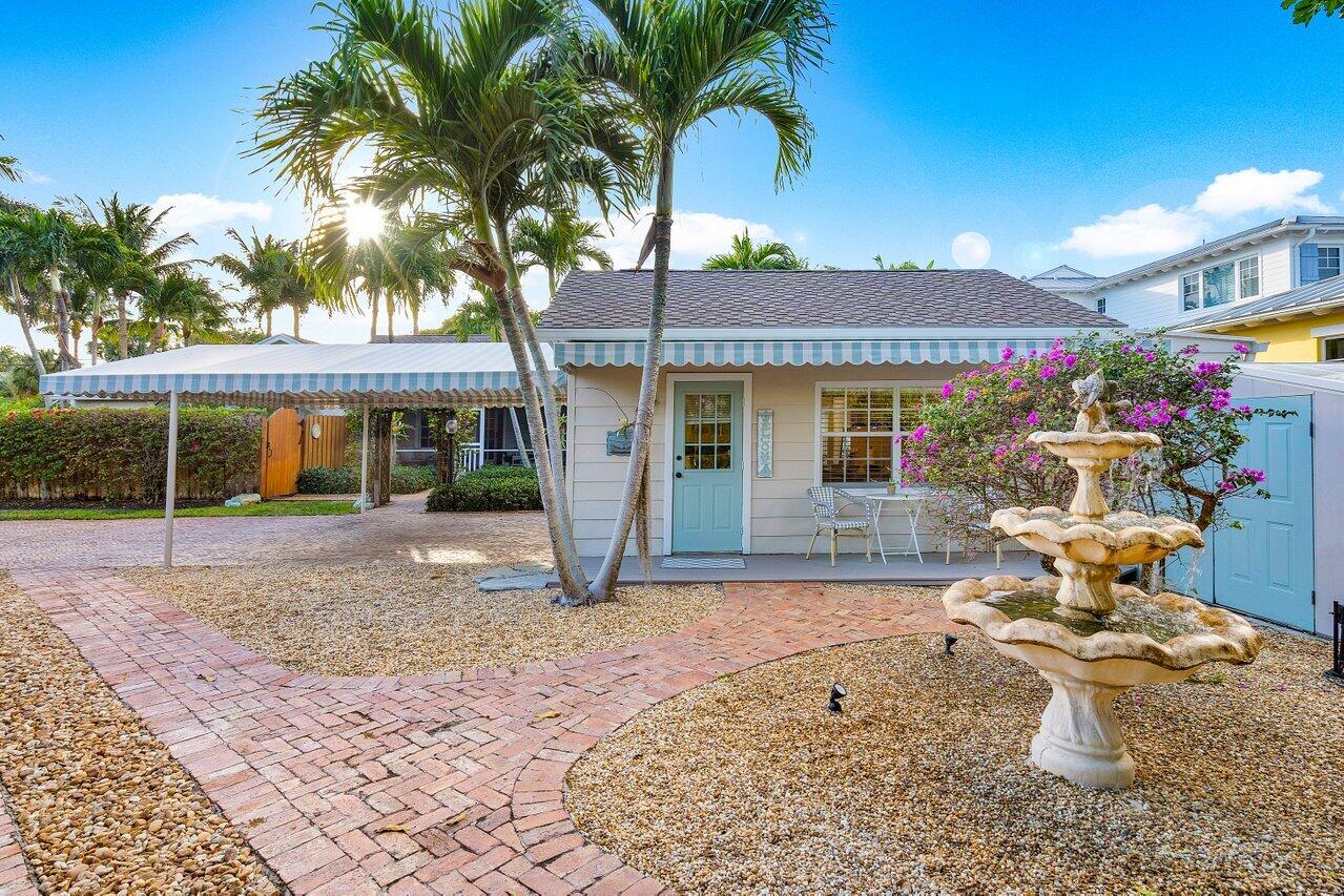 521 N Swinton Avenue