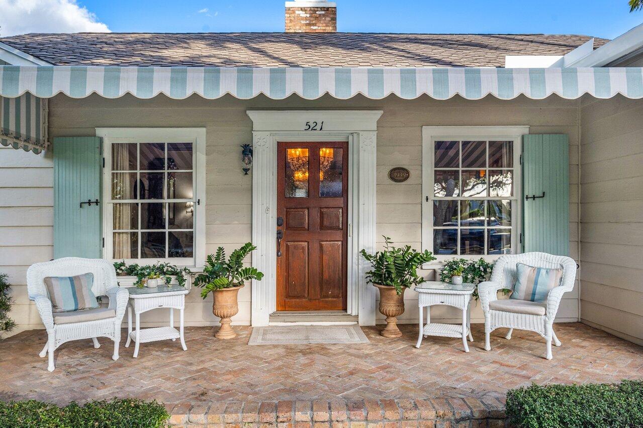 521 N Swinton Avenue