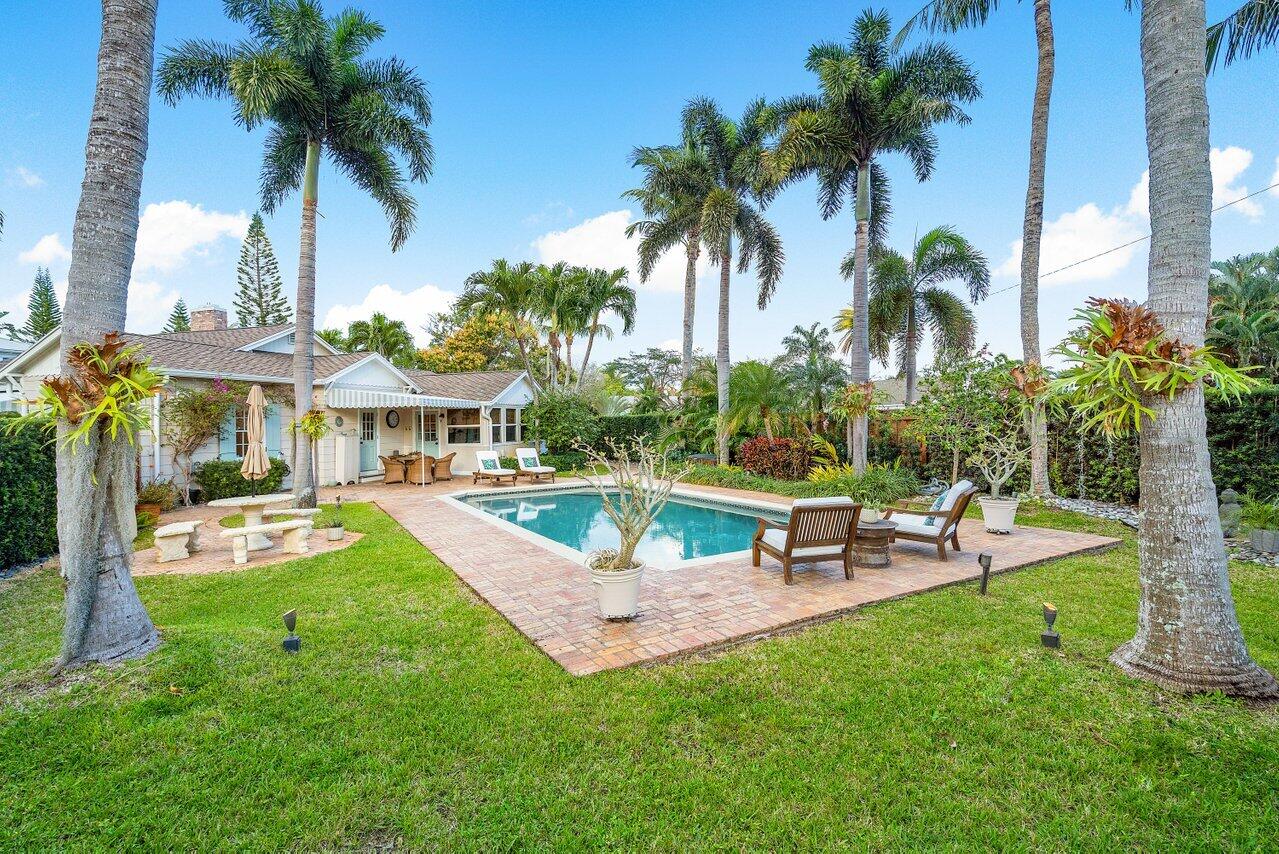 521 N Swinton Avenue