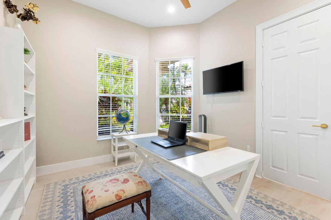 21159 Falls Ridge Way