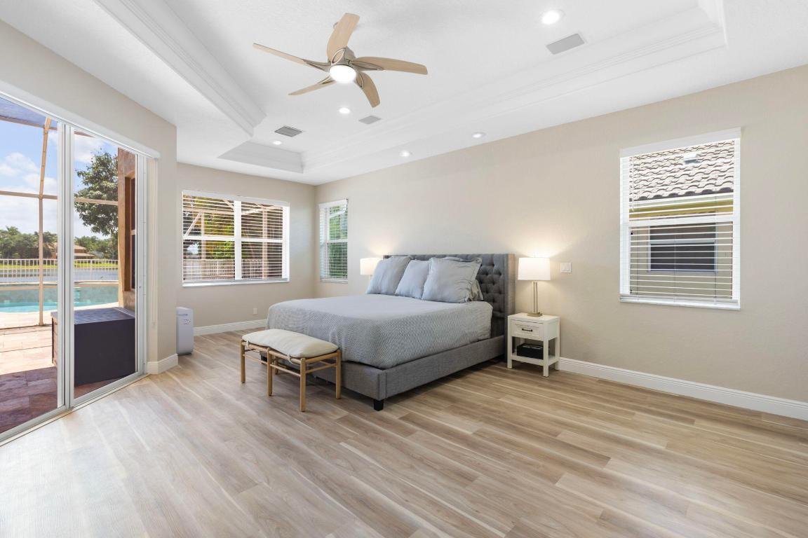 21159 Falls Ridge Way