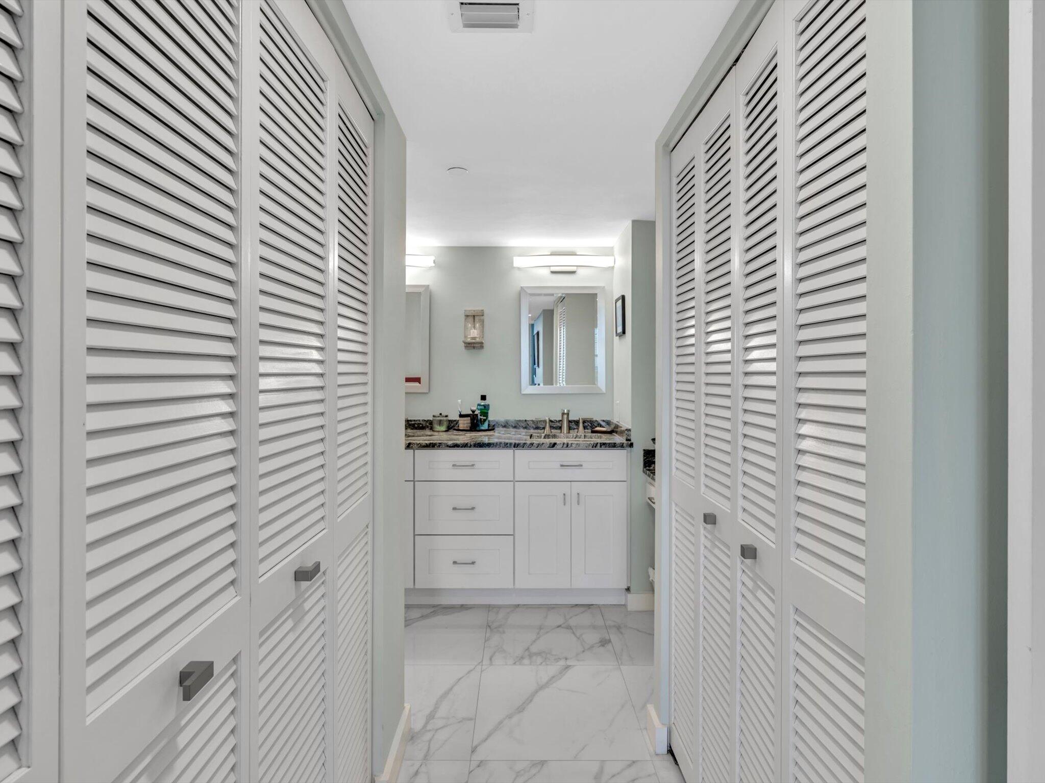 4600 S Ocean 802 Boulevard 802